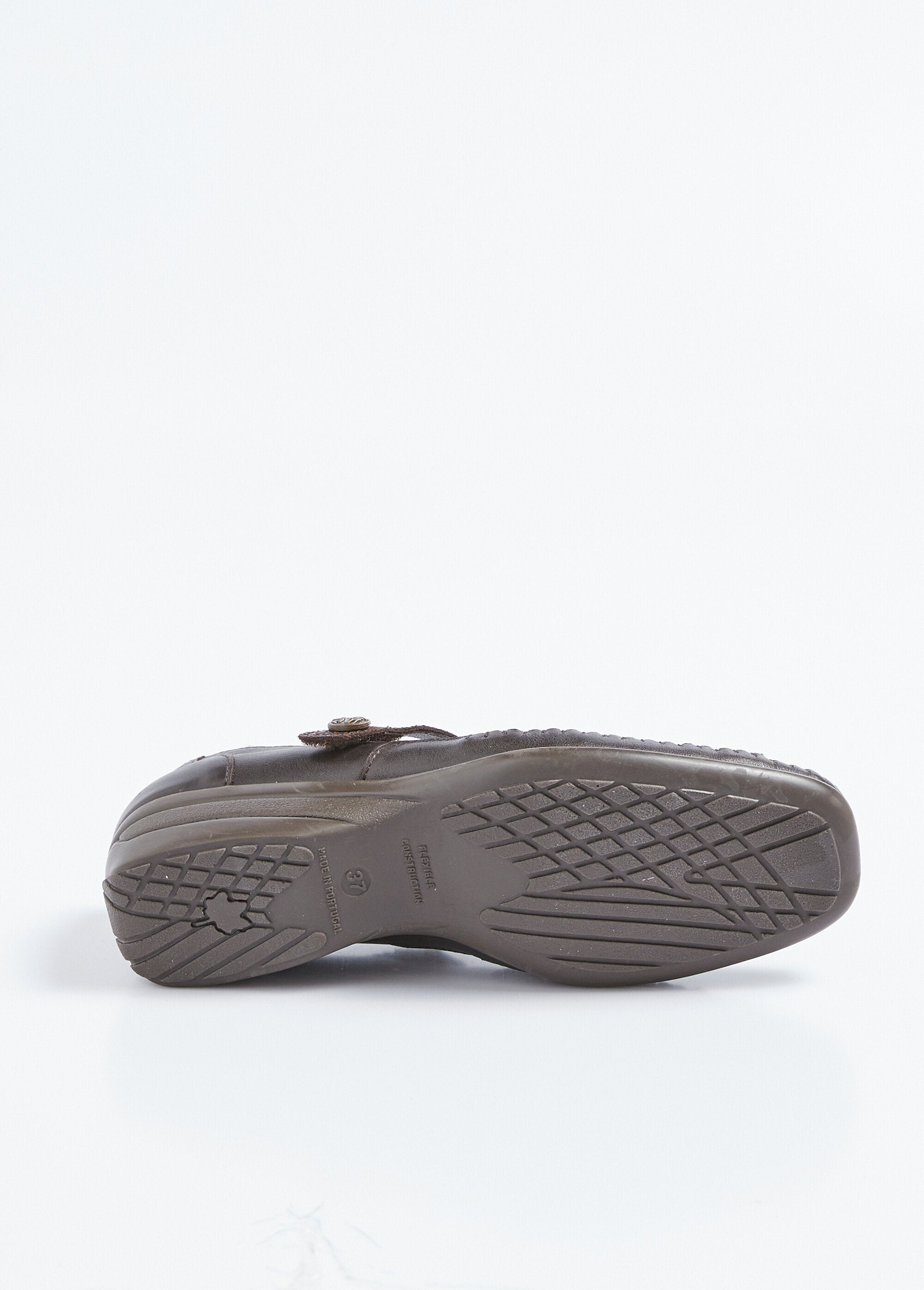 Comfort_wide_leather_ballerinas_with_Velcro_straps_Brown_UN1_slim