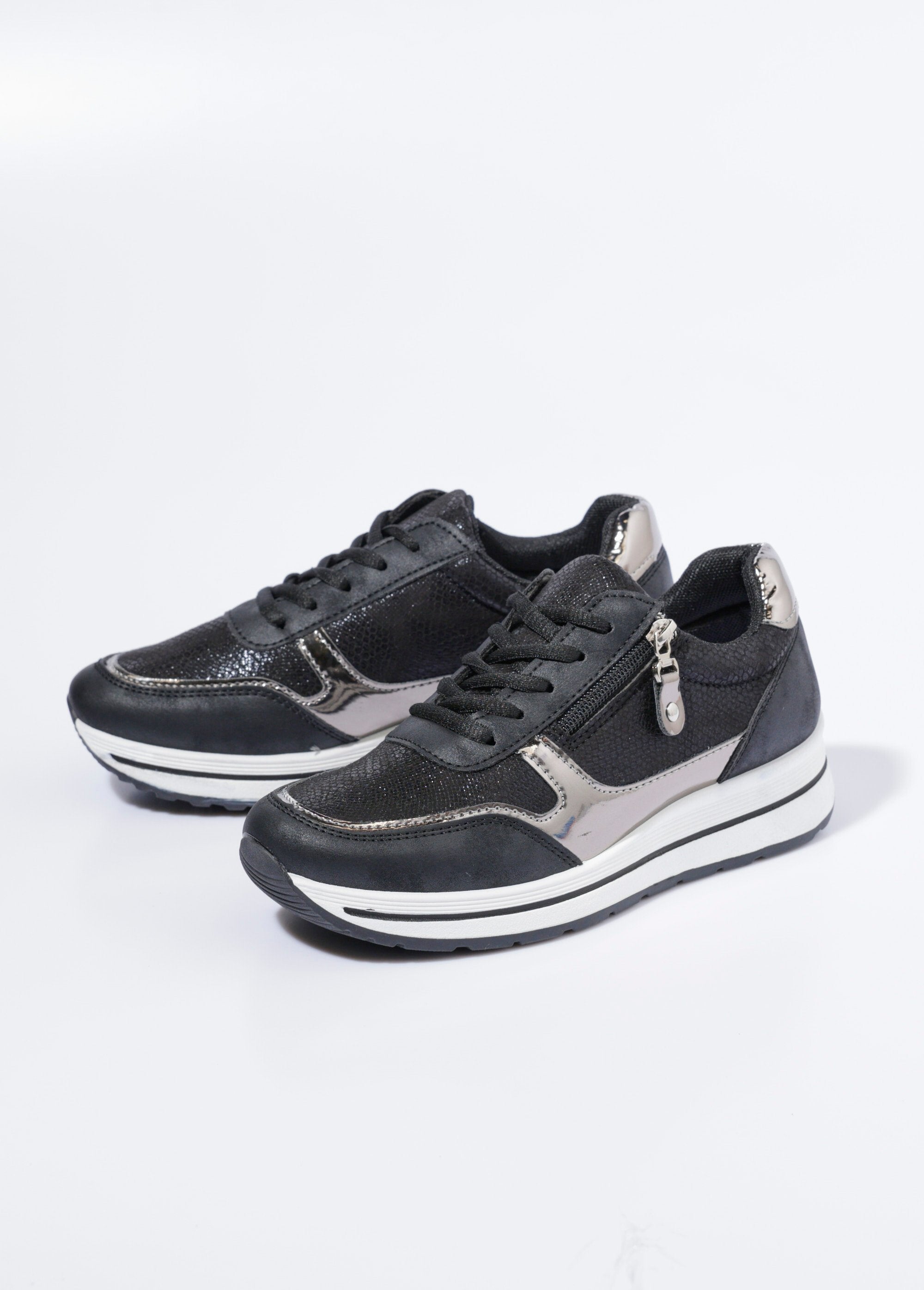 Multi-material_sneakers_with_laces_and_zip_Black_DE1_slim