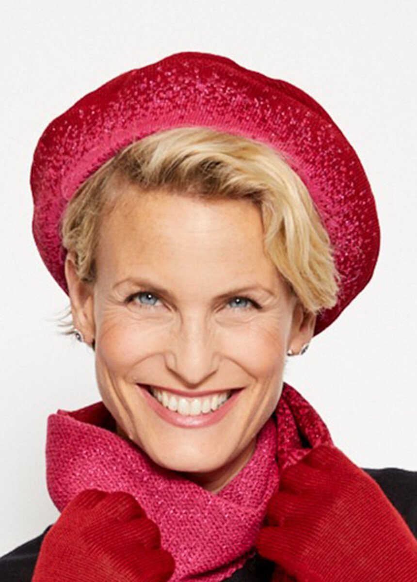 Beret_Fuchsia_DE1_slim