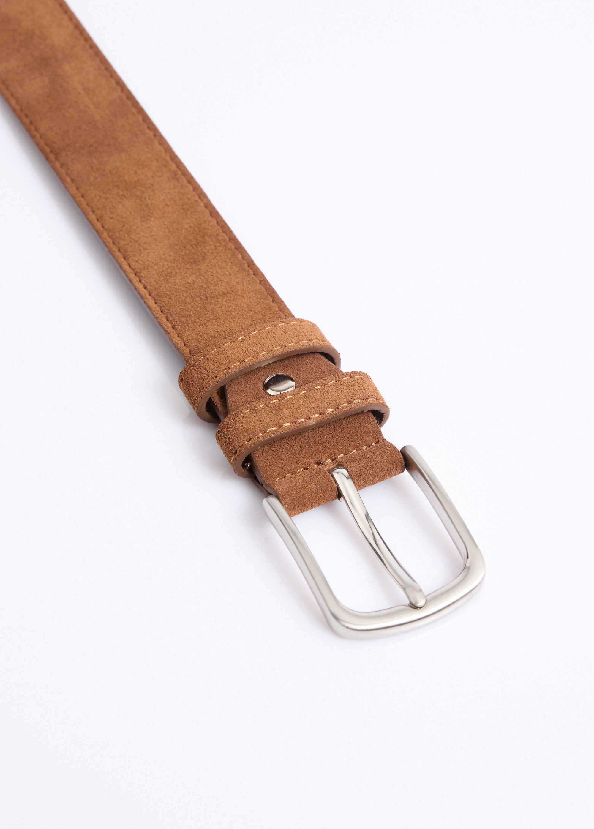 Suede_leather_belt_with_metal_buckle_Cognac_DE2_slim