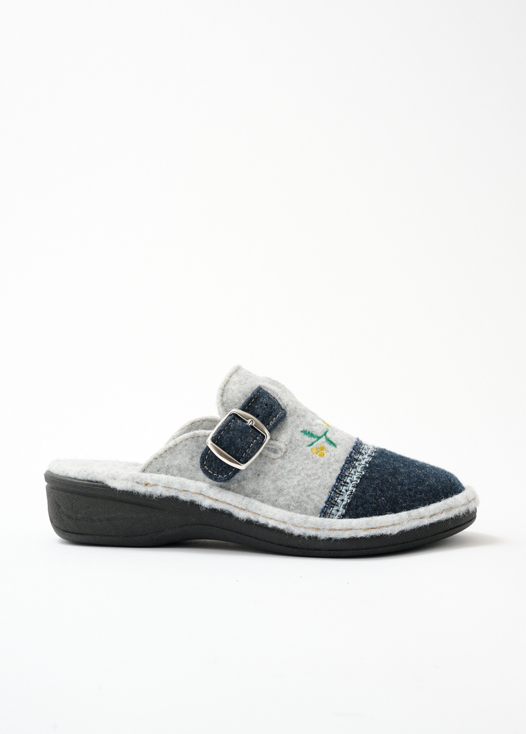 Embroidered_comfort_width_mule_slippers_Gray_and_navy_DR1_slim