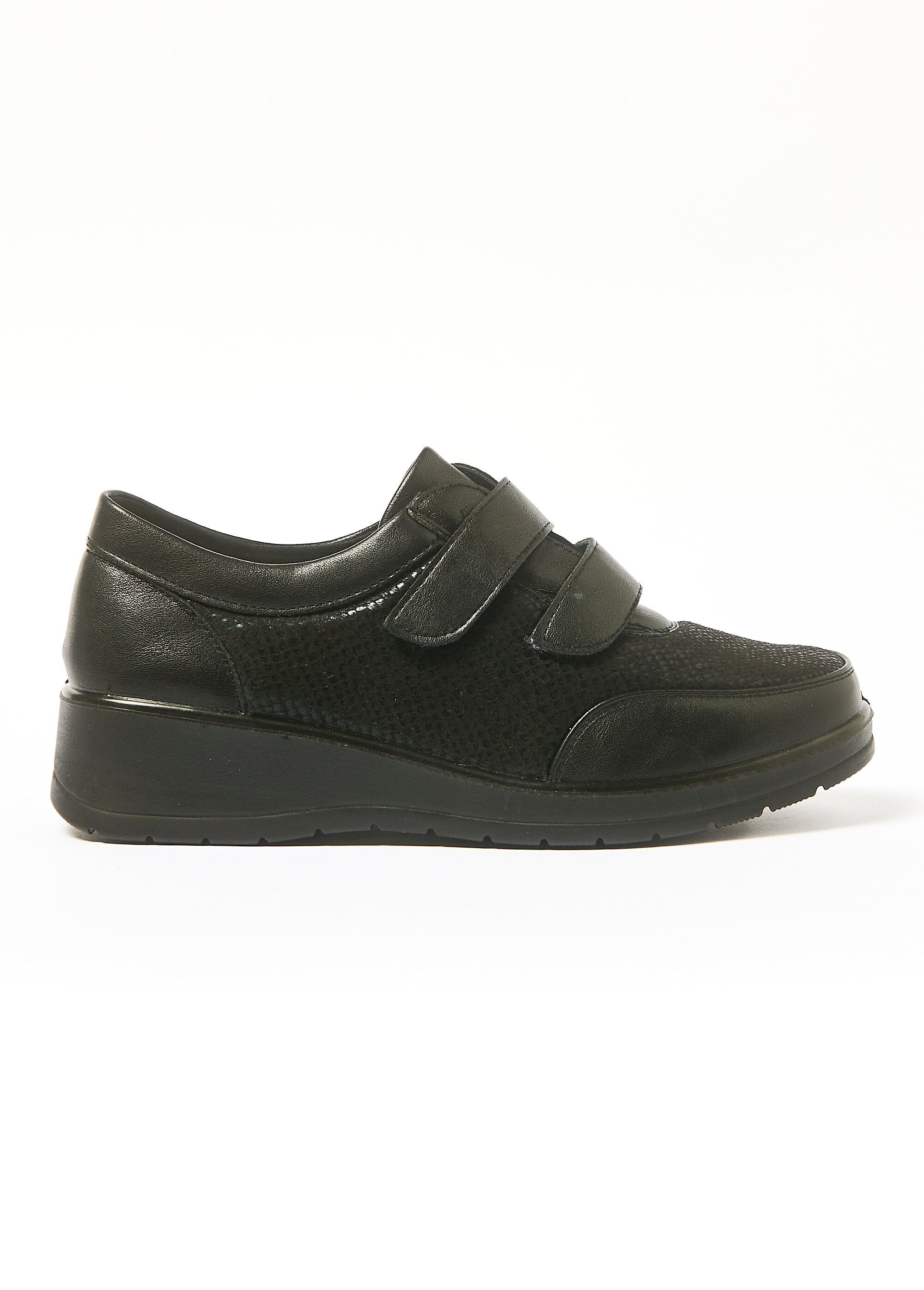 Velcro_and_wedge_heel_derbies_Black_DR1_slim