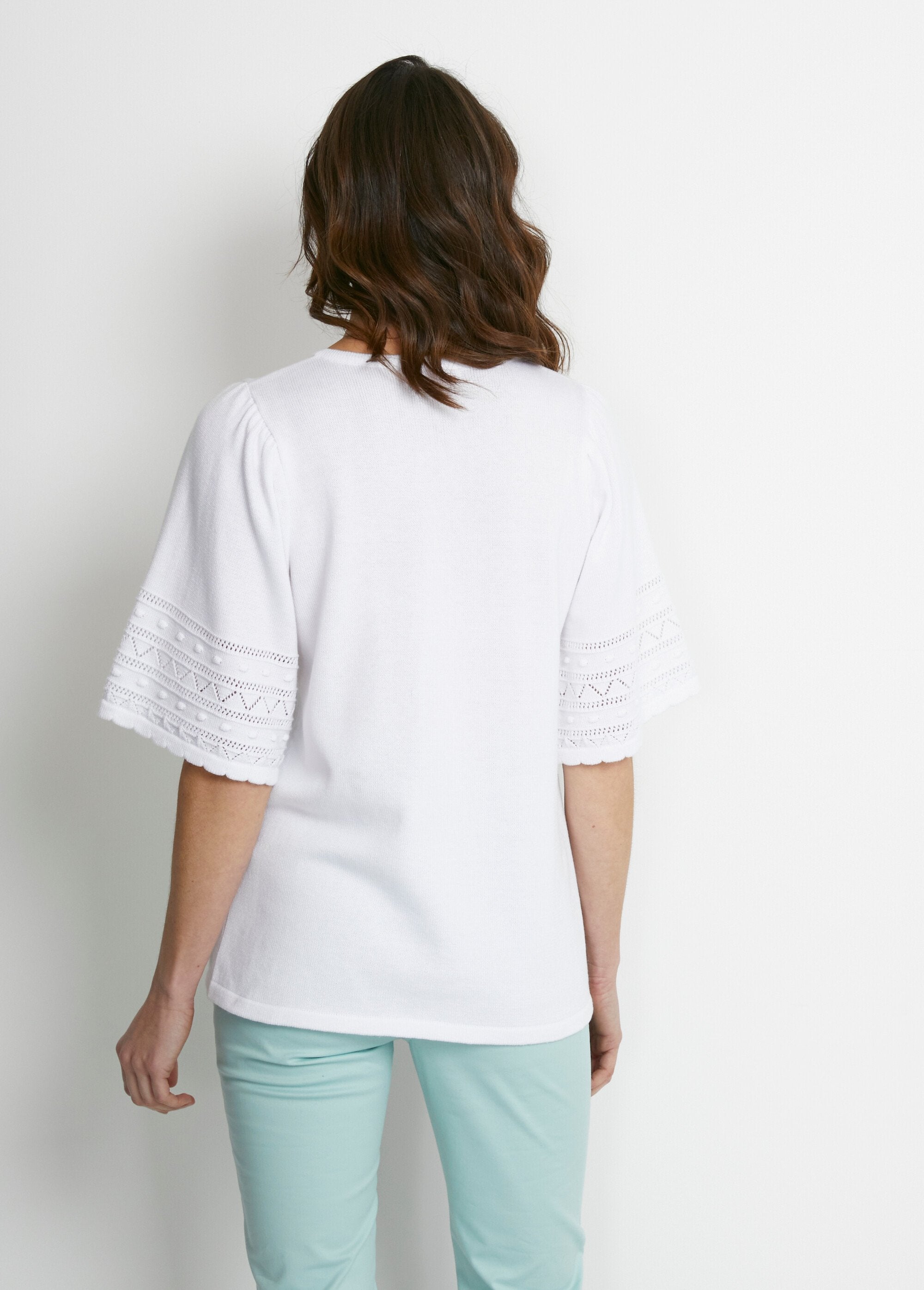 Round_neck_openwork_knit_cardigan_with_embossed_balls_White_DO1_slim