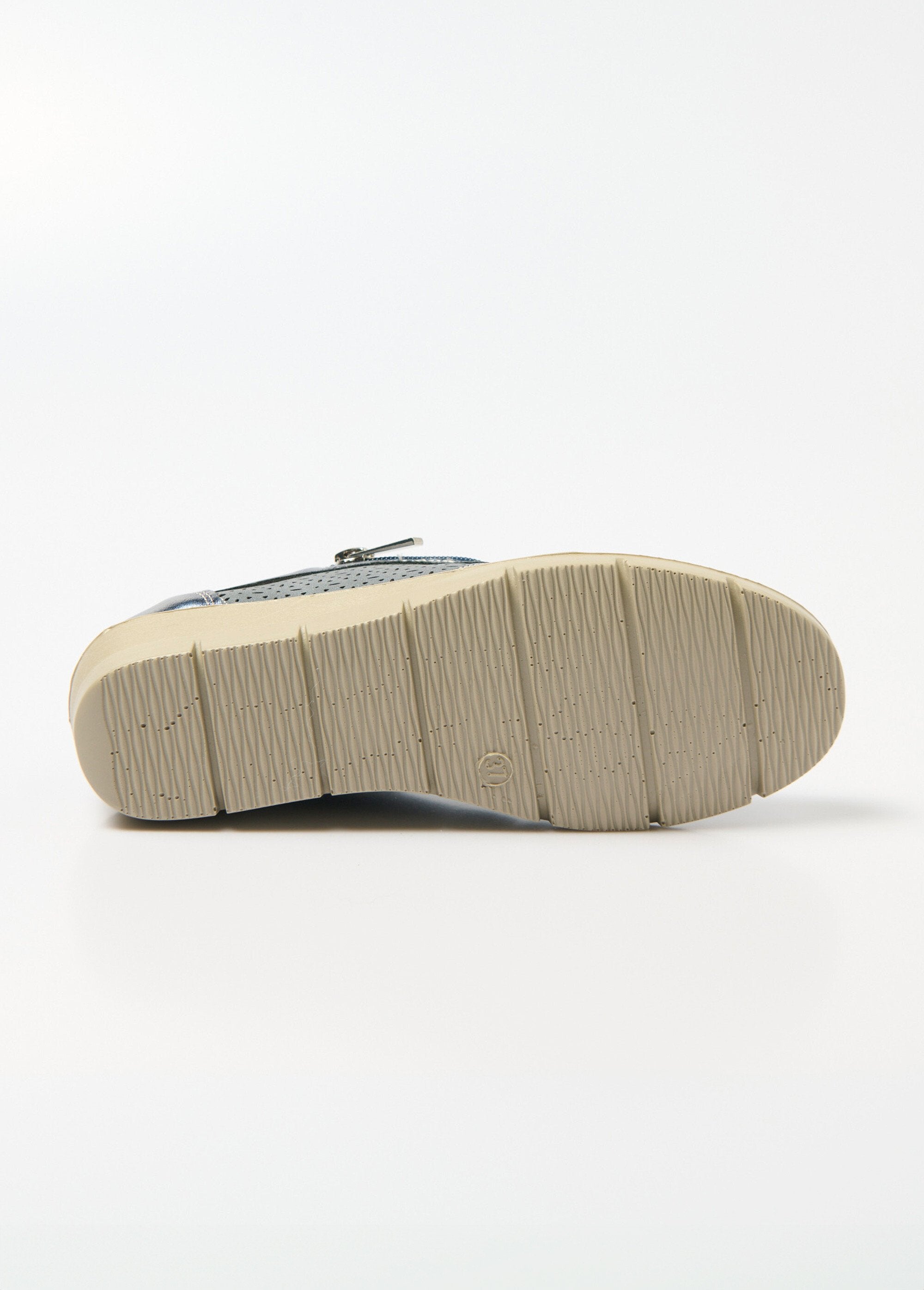 Comfort_width_zipped_sneakers_Marine_UN1_slim