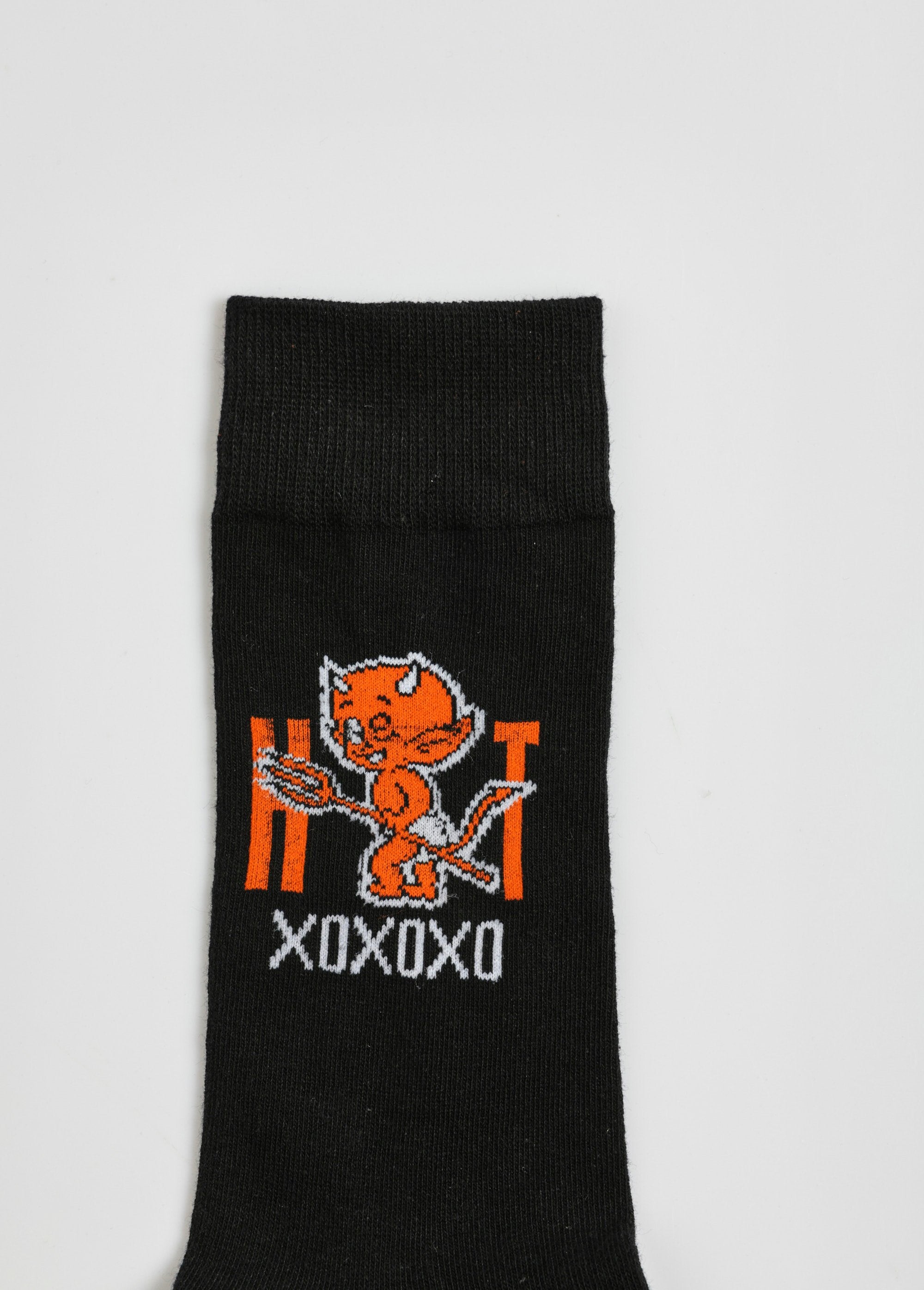 Pair_of_socks,_Hot_Stuff_license_Black_DE2_slim