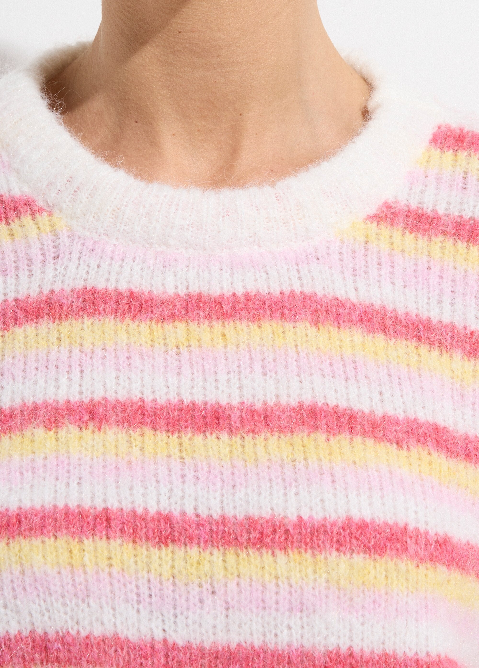 Fluffy_crew_neck_sweater,_pastel_stripes_Pink_and_yellow_DE1_slim