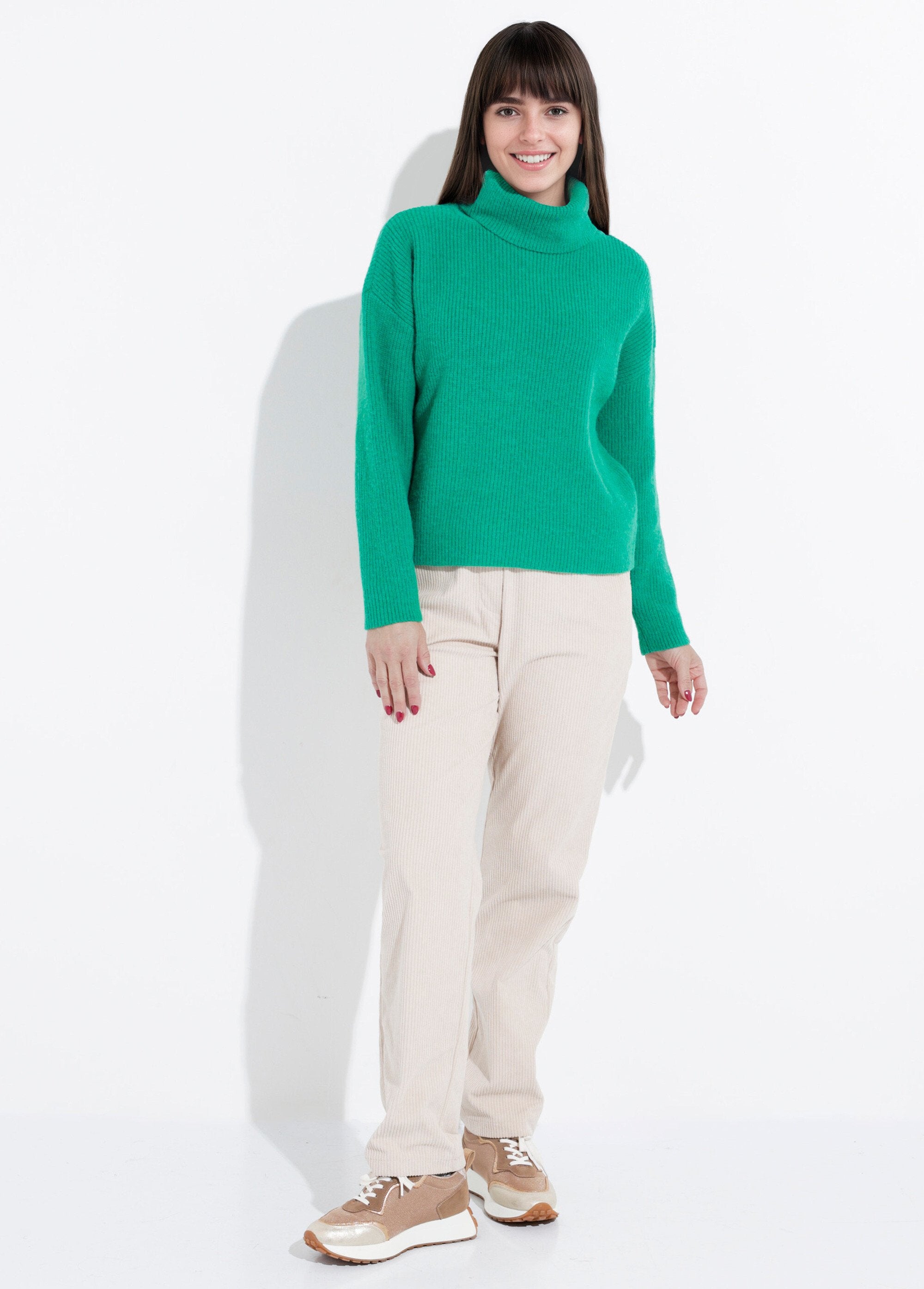 Knitted_sweater_with_soft_turtleneck_Green_SF1_slim
