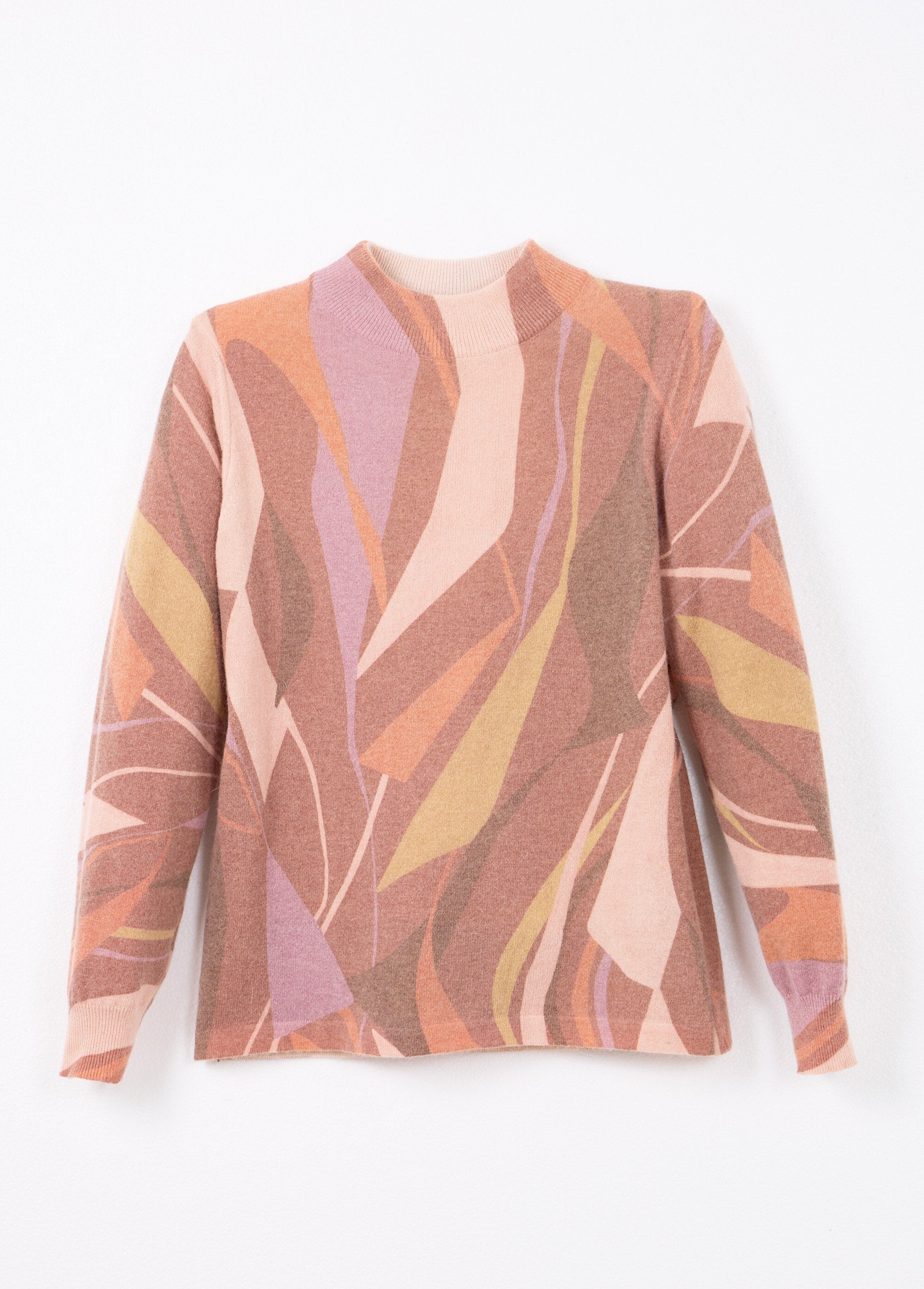 Fine,_warm,_high-neck_sweater_with_wool_and_printed_angora_Hazelnut_and_beige_AP1_slim