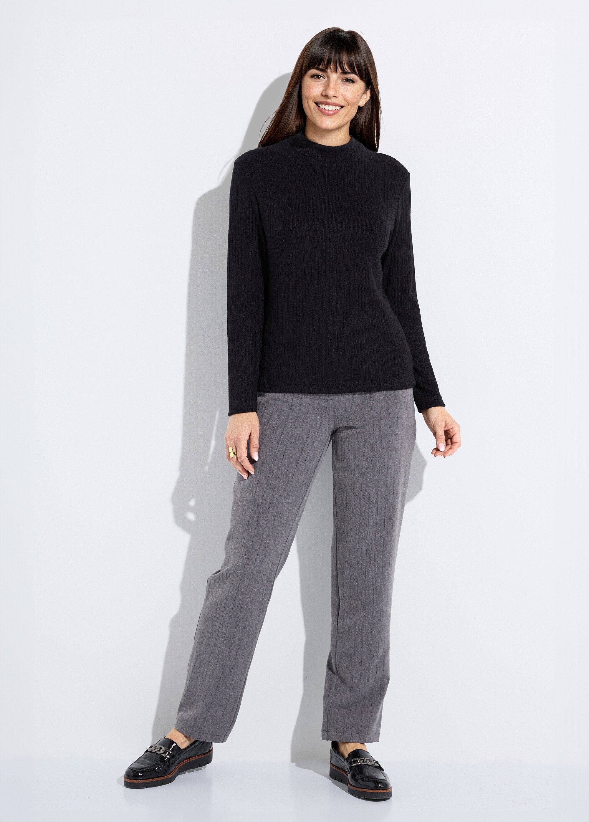 Ribbed_knit_long-sleeved_high-neck_T-shirt_Black_SF1_slim