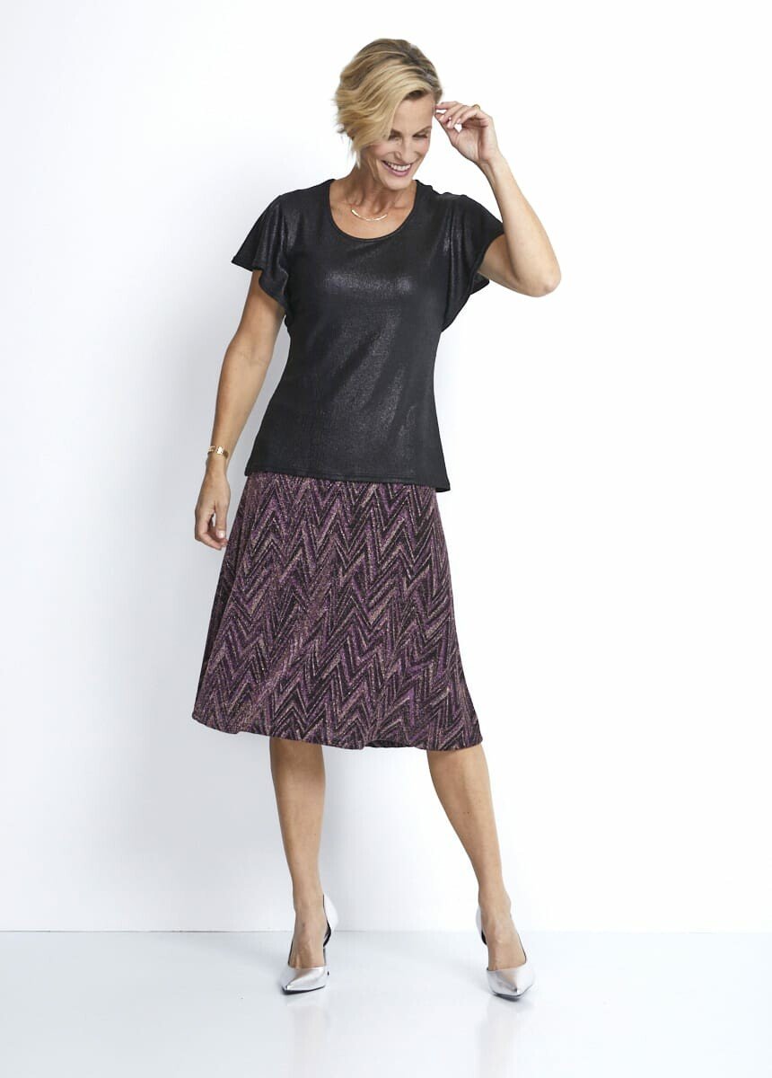 Butterfly_sleeve_glitter_t-shirt_Black_SF1_slim