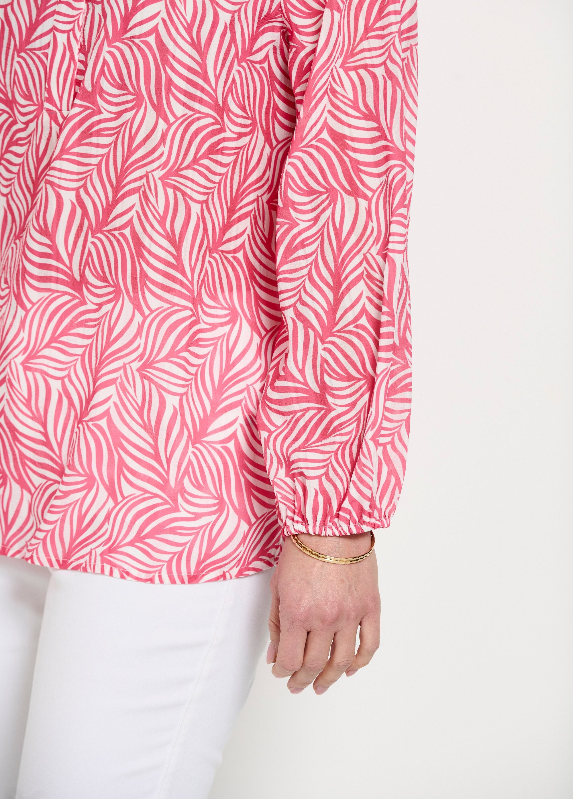 Long_buttoned_tunic_with_3/4_sleeves_Pink_and_white_DE2_slim