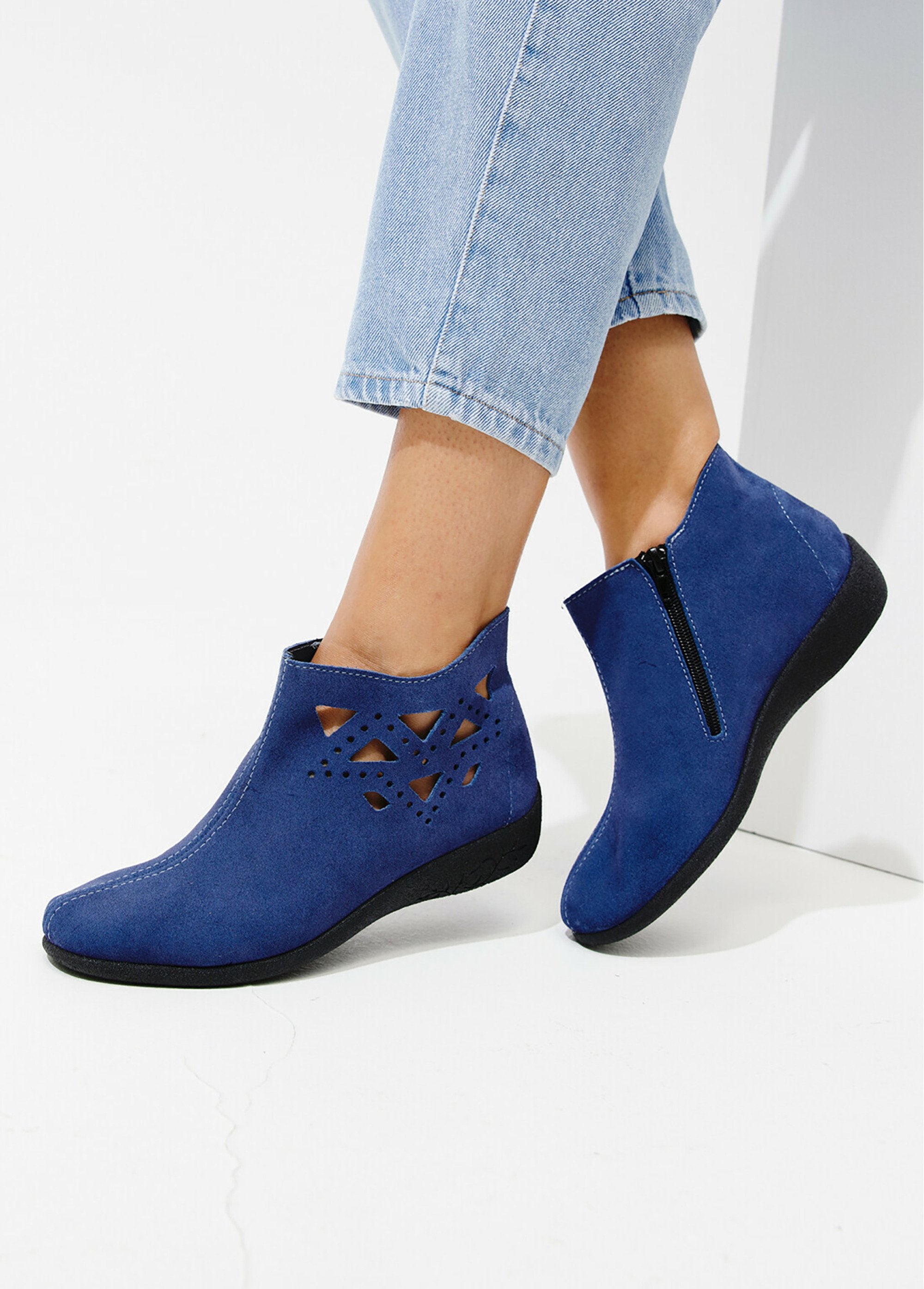 Comfort_width_zipped_suede_leather_boots_Indigo_SF1_slim