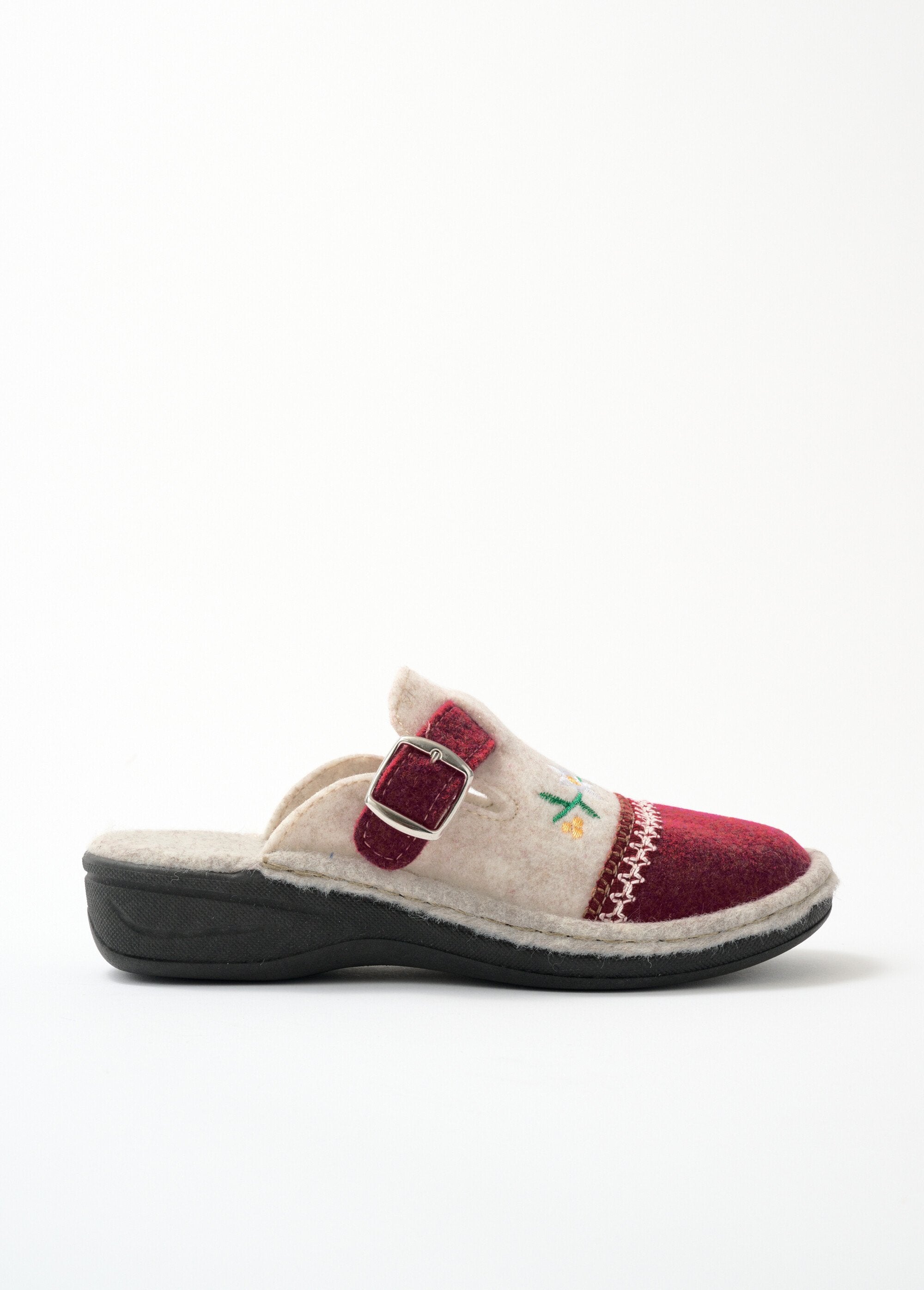 Comfort_width_embroidered_clog_mule_slipper_Beige_and_burgundy_DR1_slim