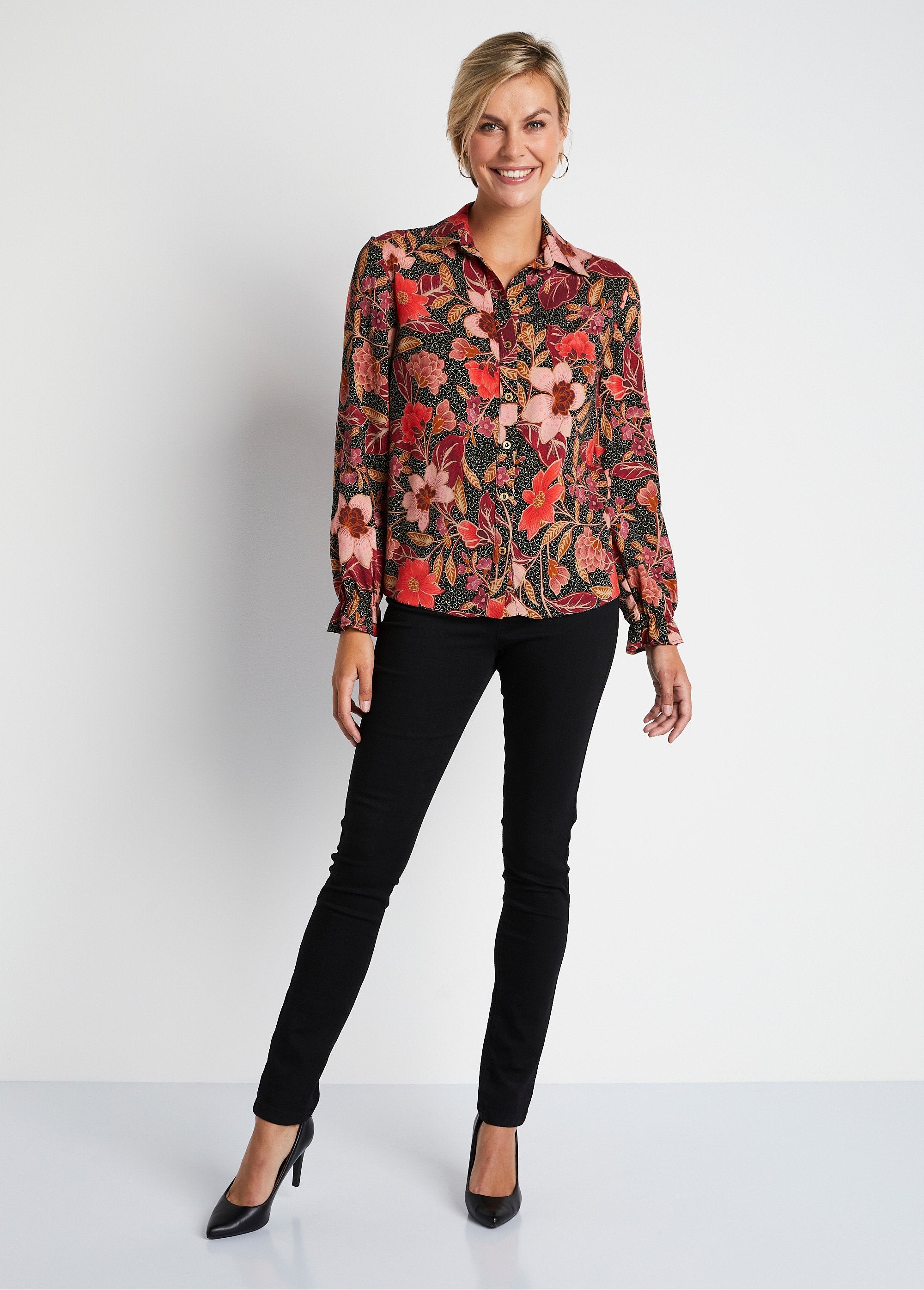 Long_sleeve_floral_pattern_blouse_Coral_imp_SF1_slim