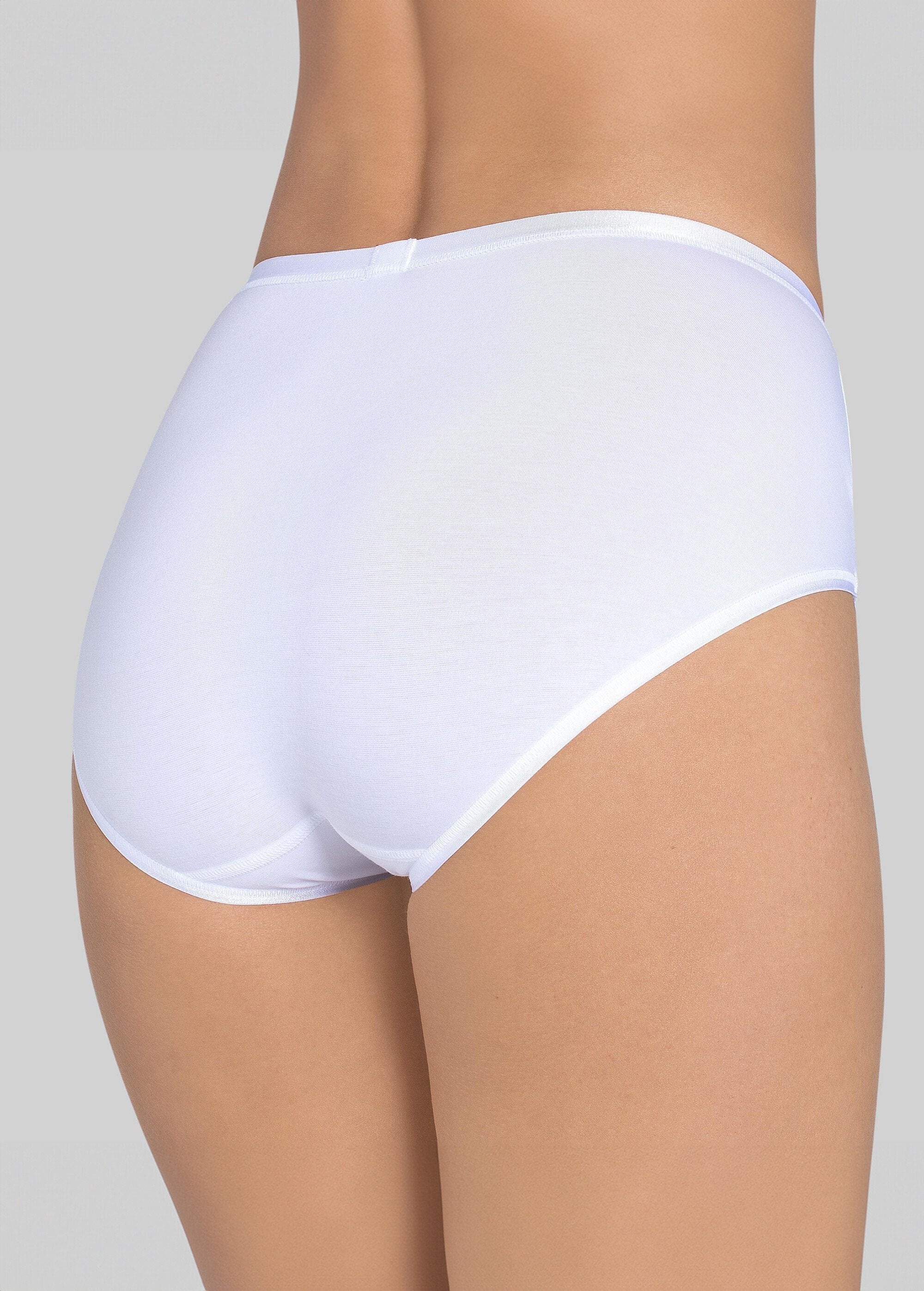 Sloggi®_-_High-waisted_lace_briefs_White_DO1_slim