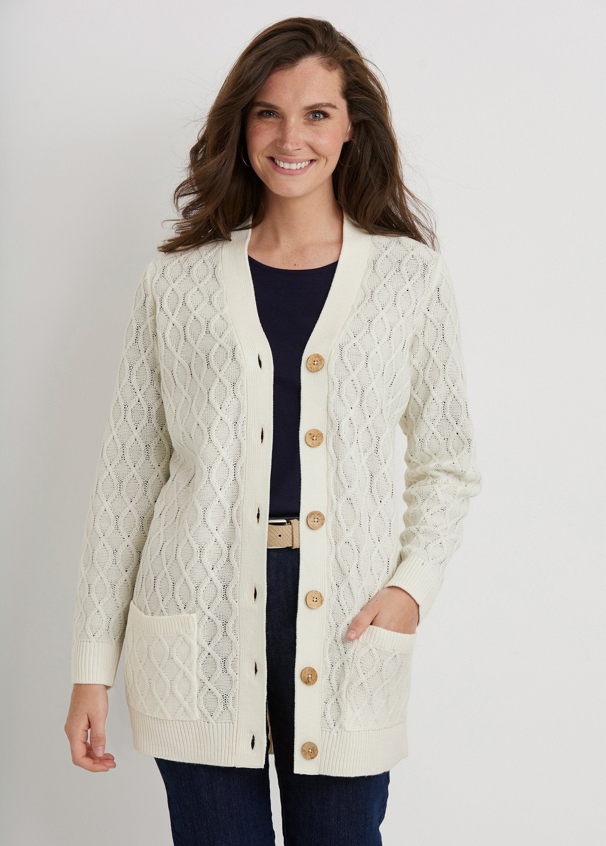 Long_buttoned_cable-knit_V-neck_cardigan_Ecru_FA1_slim