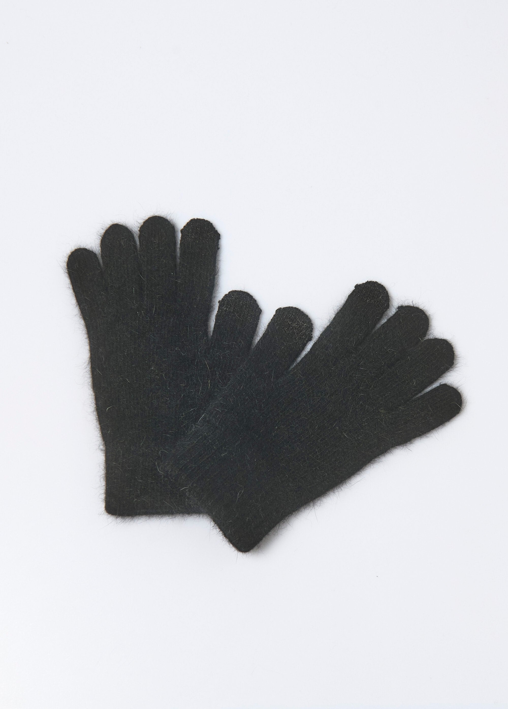 Warm_stretch_touchscreen_gloves_Black_FA1_slim