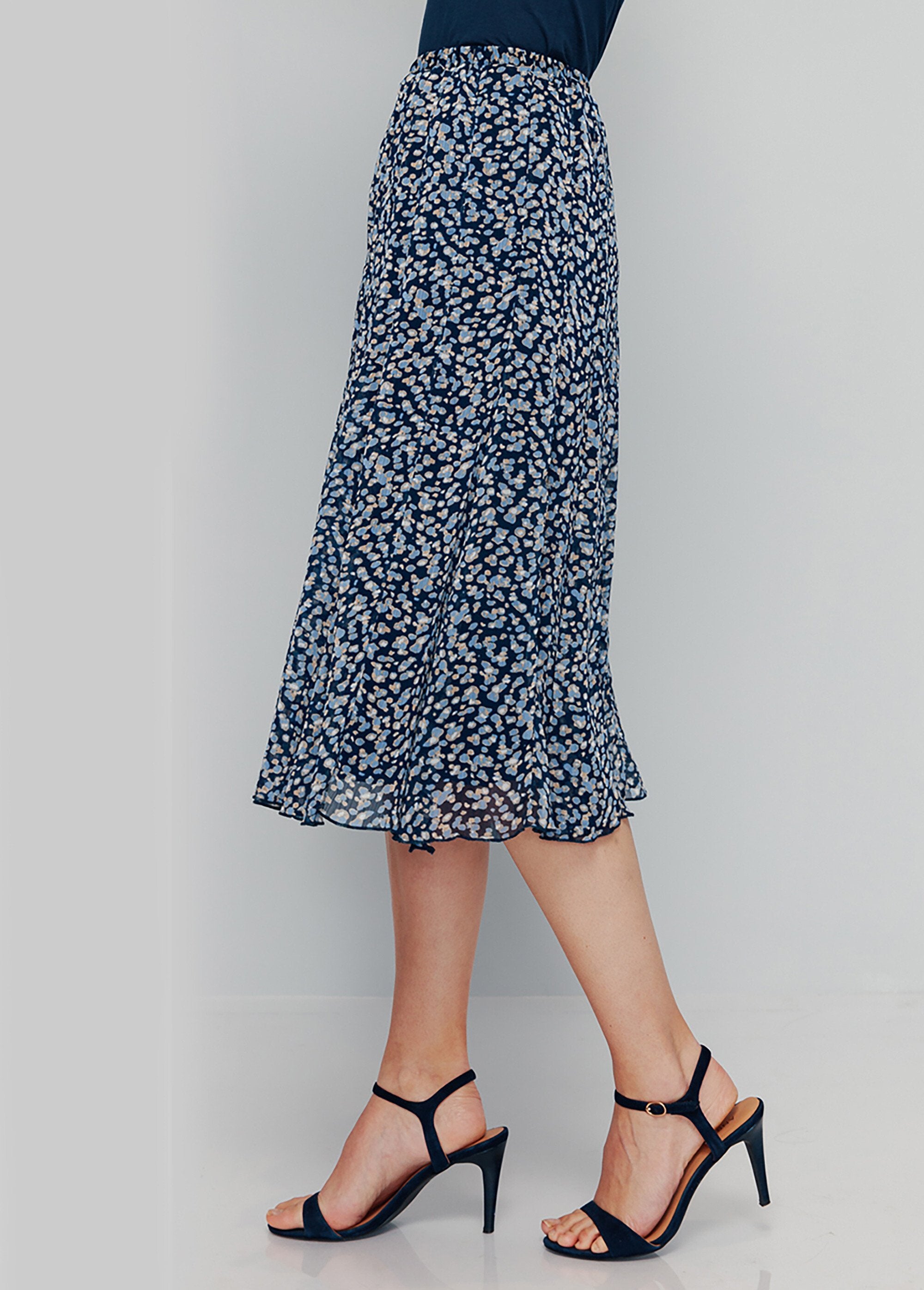 Mid-length_printed_voile_flared_skirt_Navy_and_beige_DR1_slim