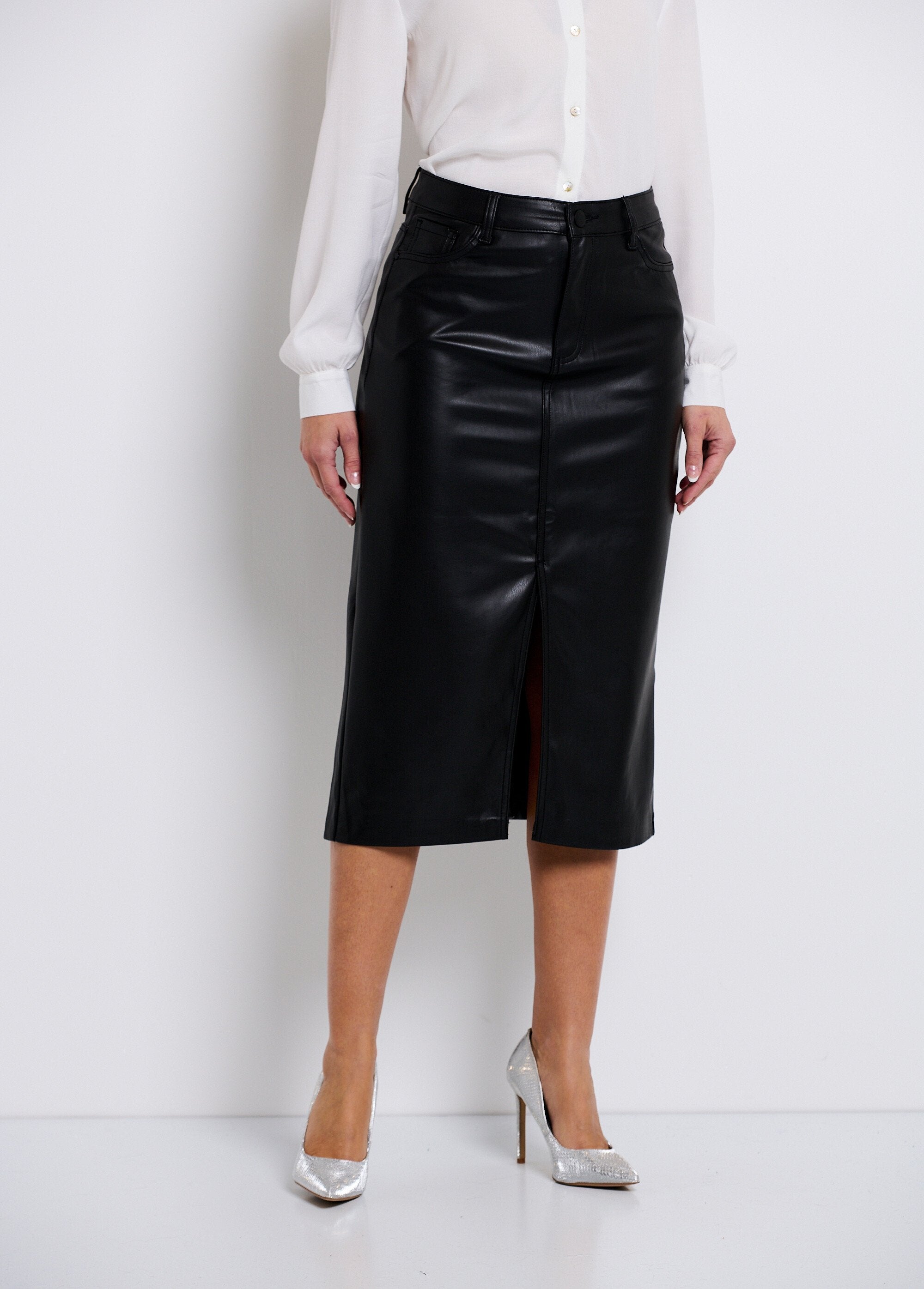 Faux_Leather_Slit_Long_Skirt_Black_FA2_slim