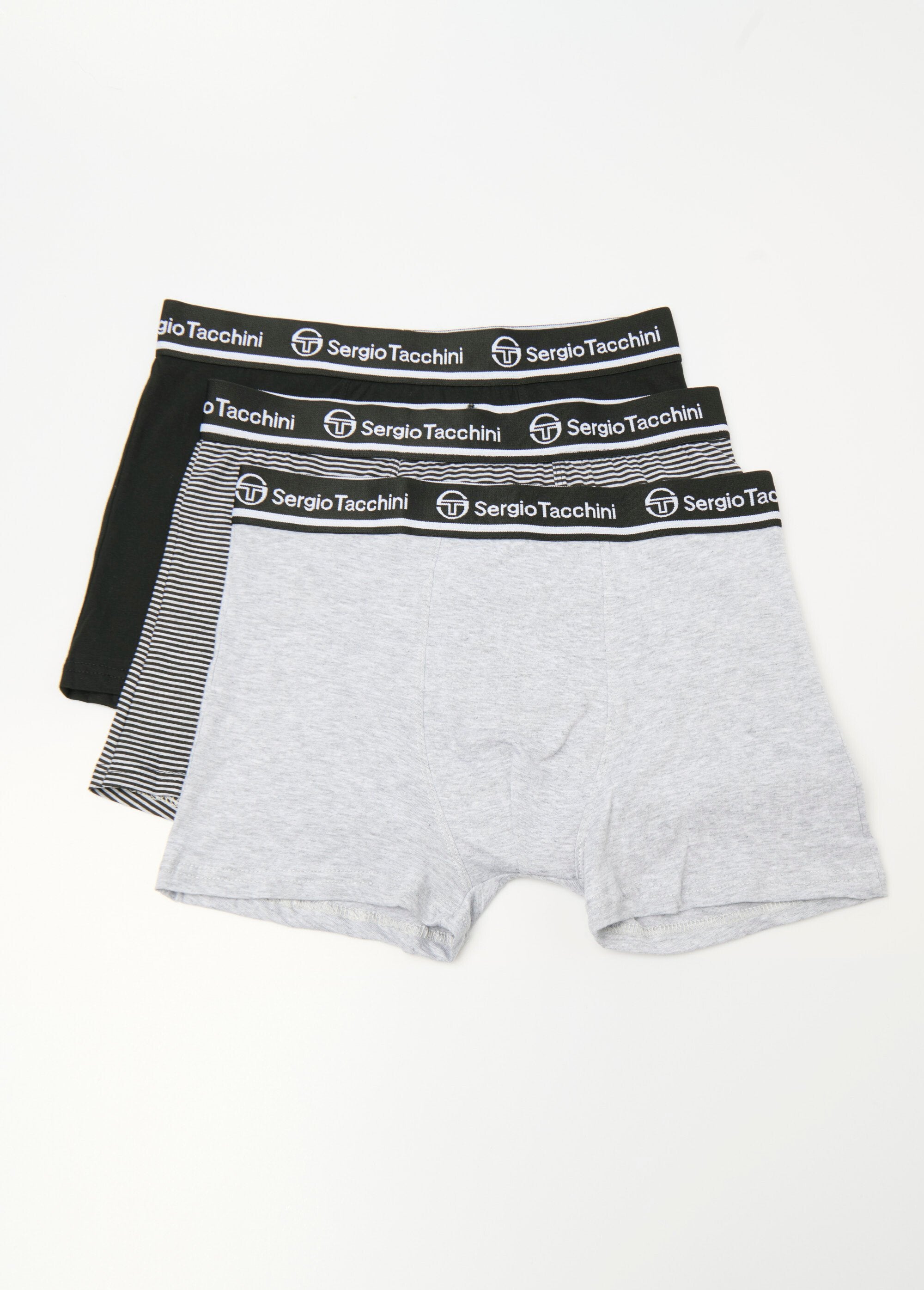 Pack_of_3_assorted_plain/striped_boxers_Black_lot_3_FA1_slim