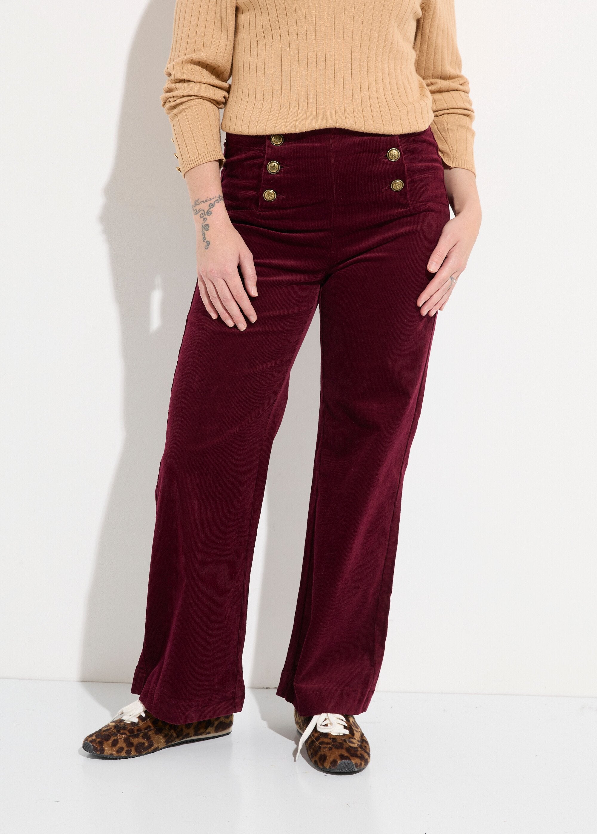 Pantalon_à_pont_en_velours_coupe_flare_Bordeaux_FA1_slim