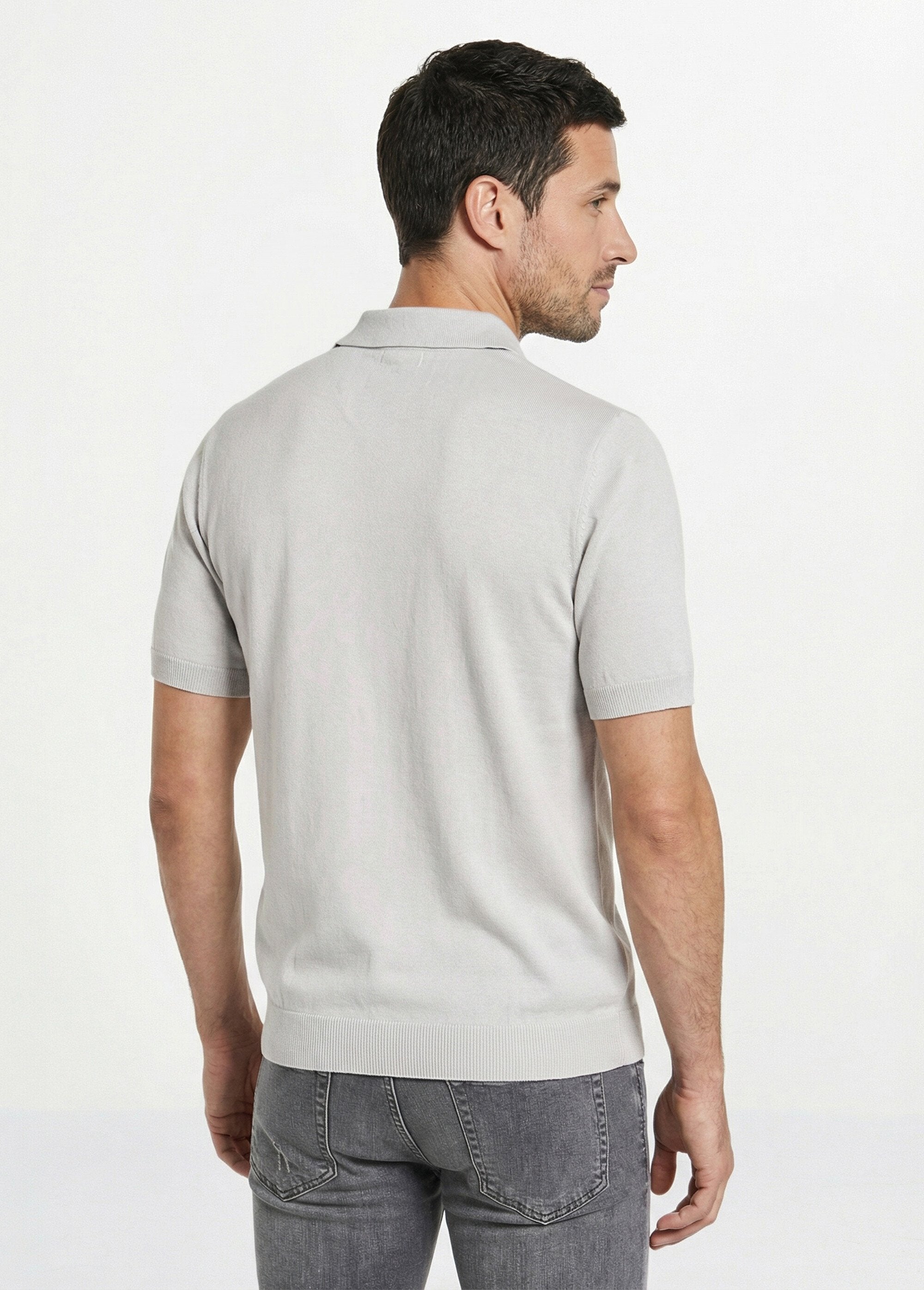 Short-sleeved_zipped_polo_shirt_with_jacquard_stripes_Gray_DO1_slim