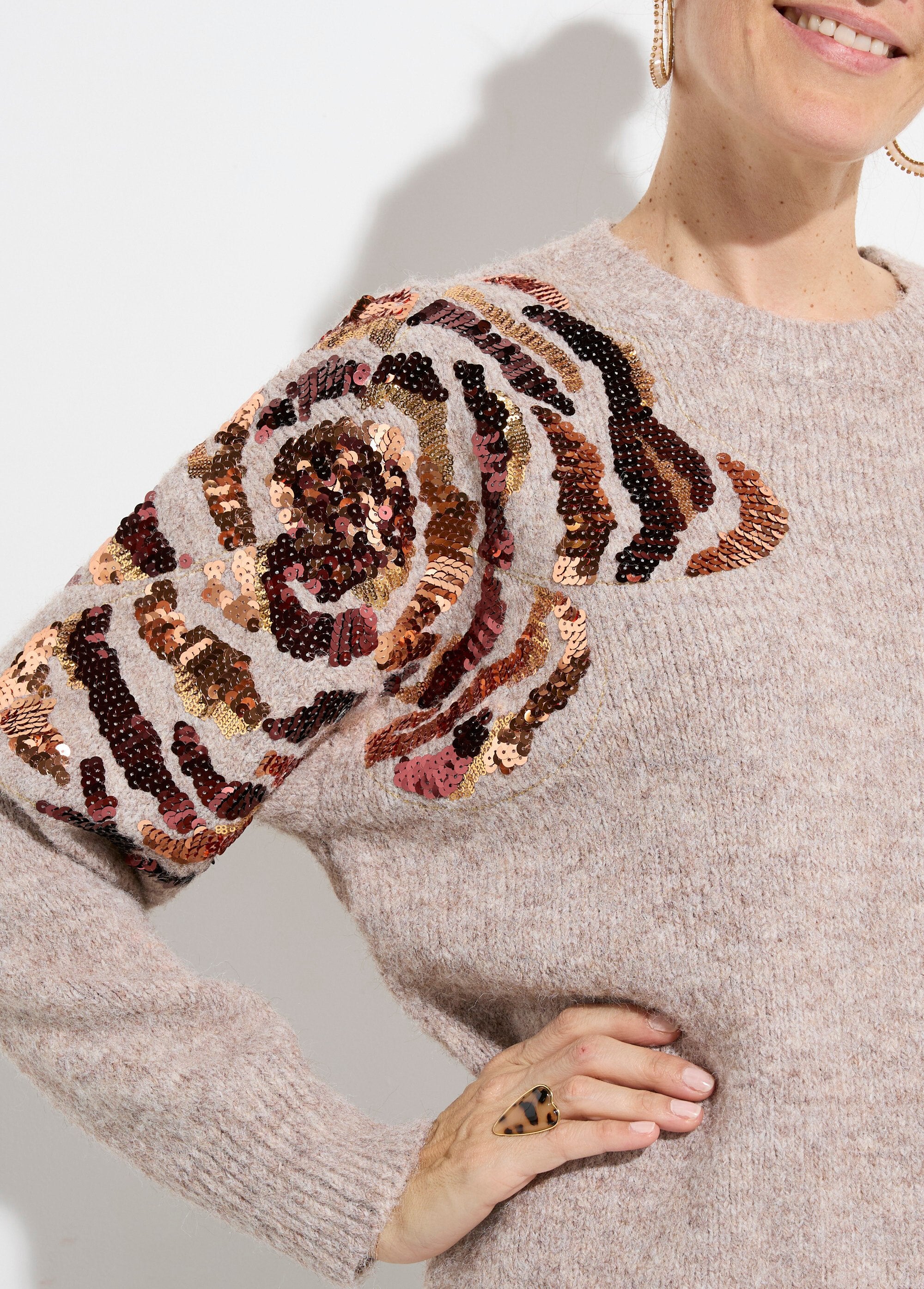 Crew_neck_sweater_with_sequined_flower_design_Beige_DE1_slim