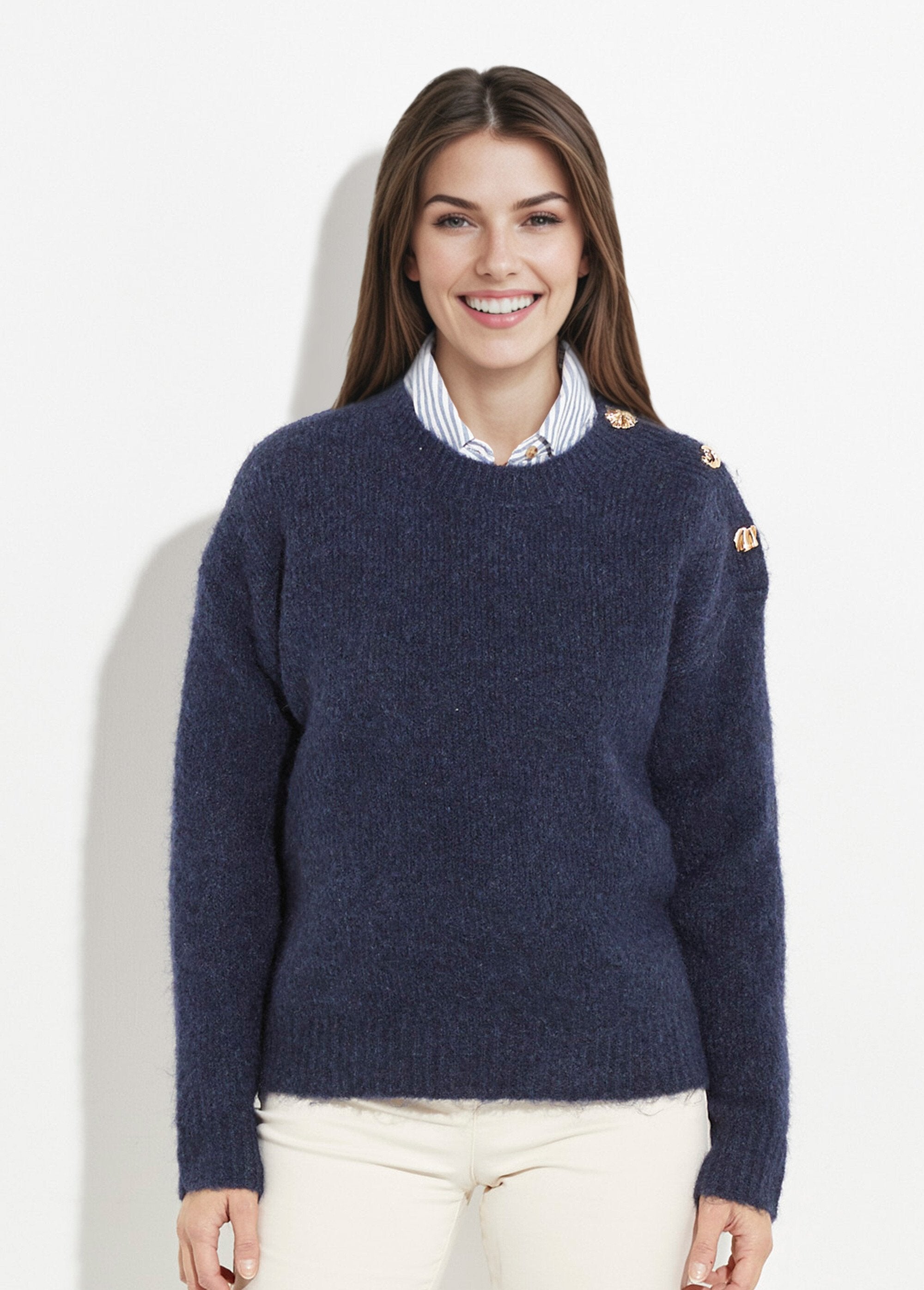 Round_neck_sweater,_metal_jewel_buttons_Blue_FA1_slim