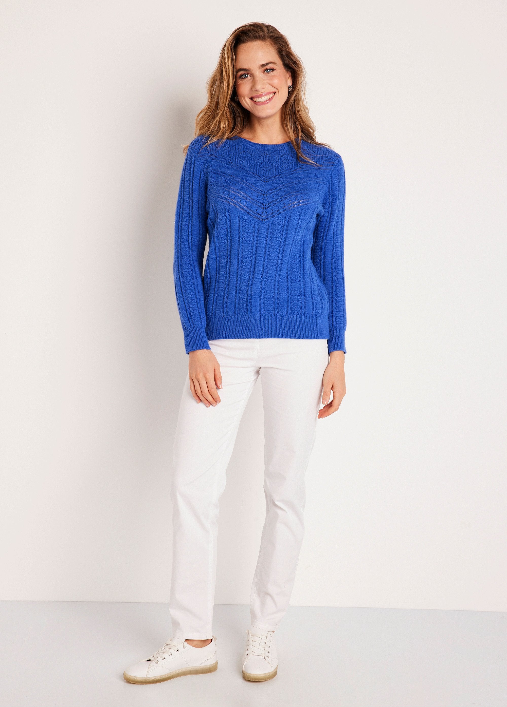 Soft_openwork_sweater_with_round_neck_balls_Blue_SF1_slim