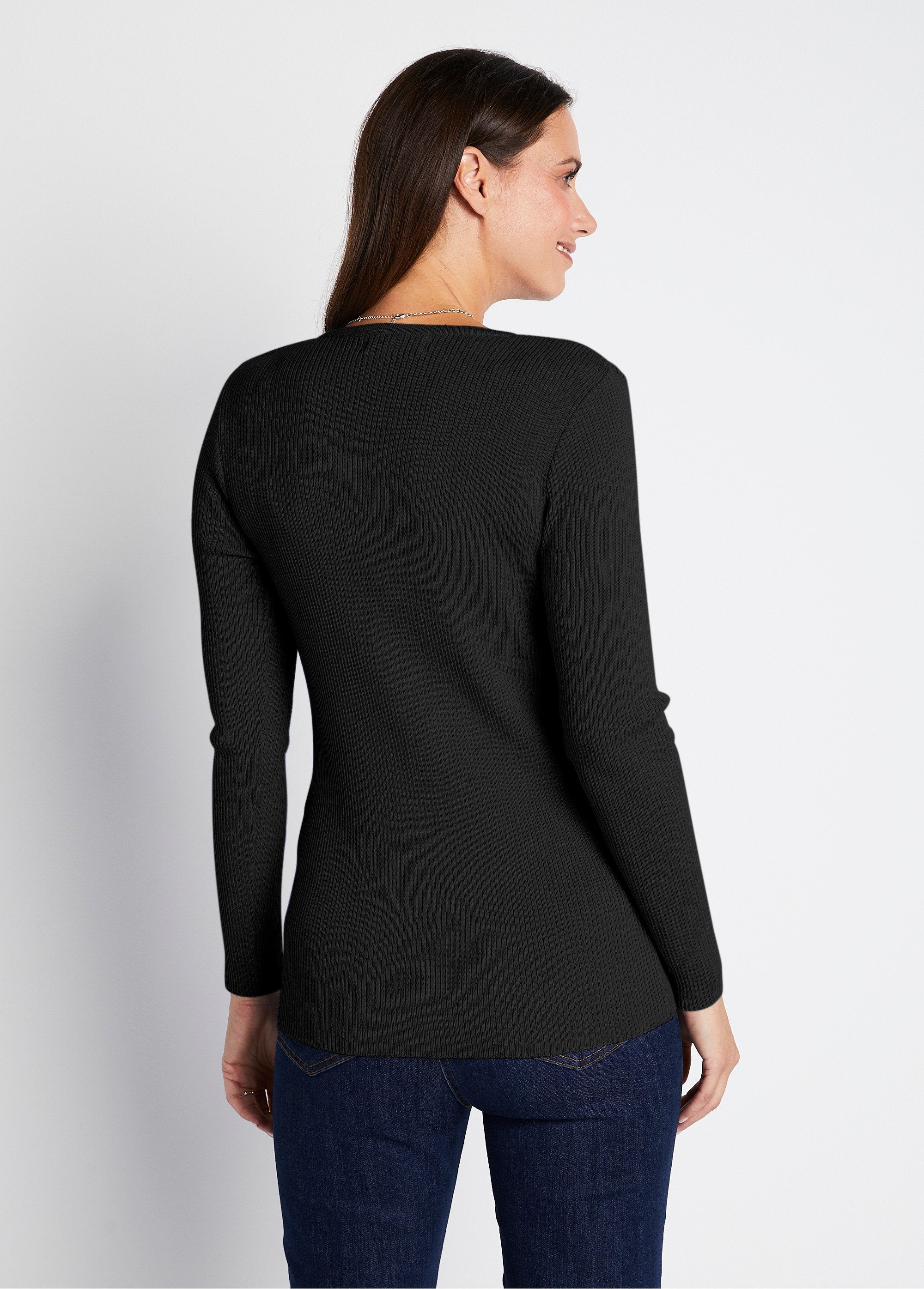 Tunisian_neckline_sweater_with_merino_wool_Black_DO1_slim