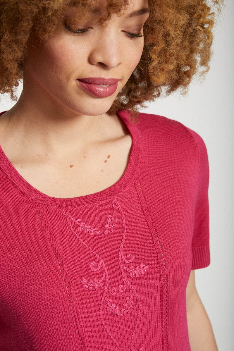 Embroidered_short-sleeved_sweater_Cassis_DE1_slim