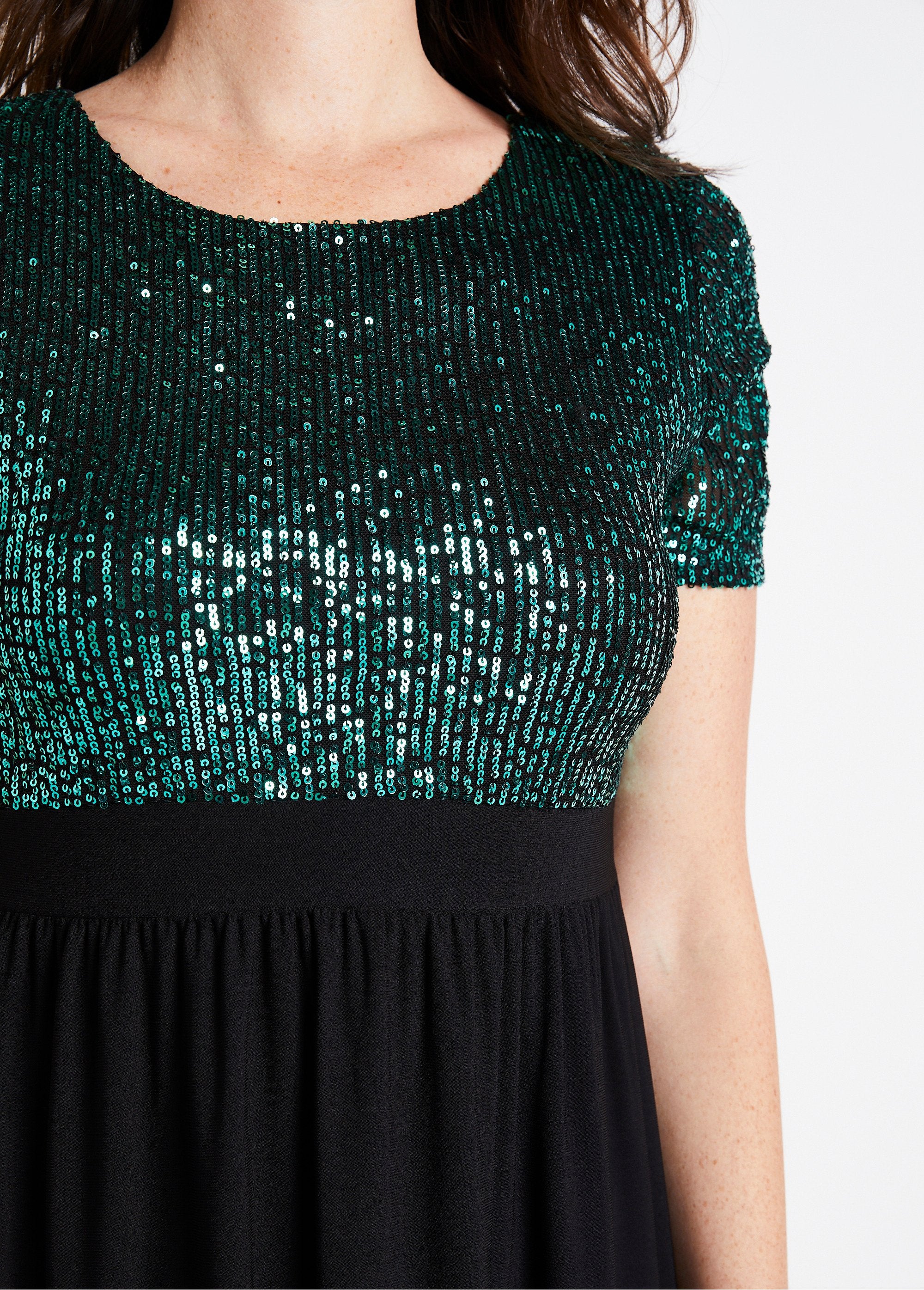 Short_flared_mesh_and_sequin_dress_Green_and_black_DE2_slim