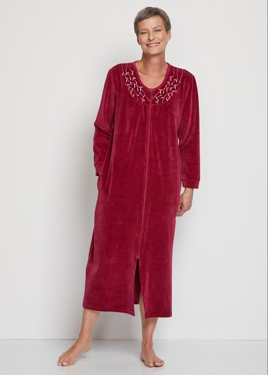 Long_embroidered_velvet_dressing_gown_Bordeaux_FA1_slim