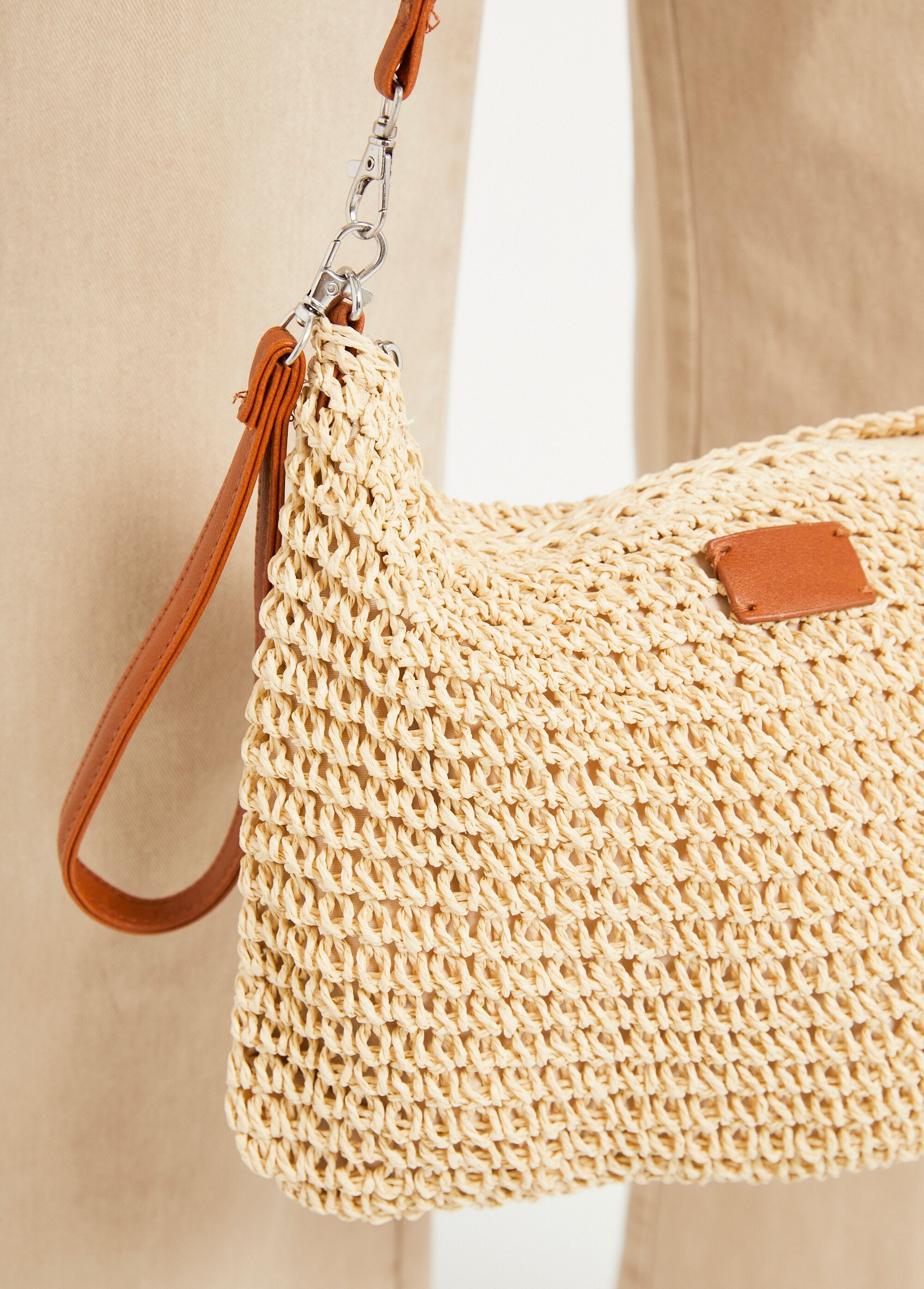 Paper_straw_shoulder_bag_Beige_DE1_slim