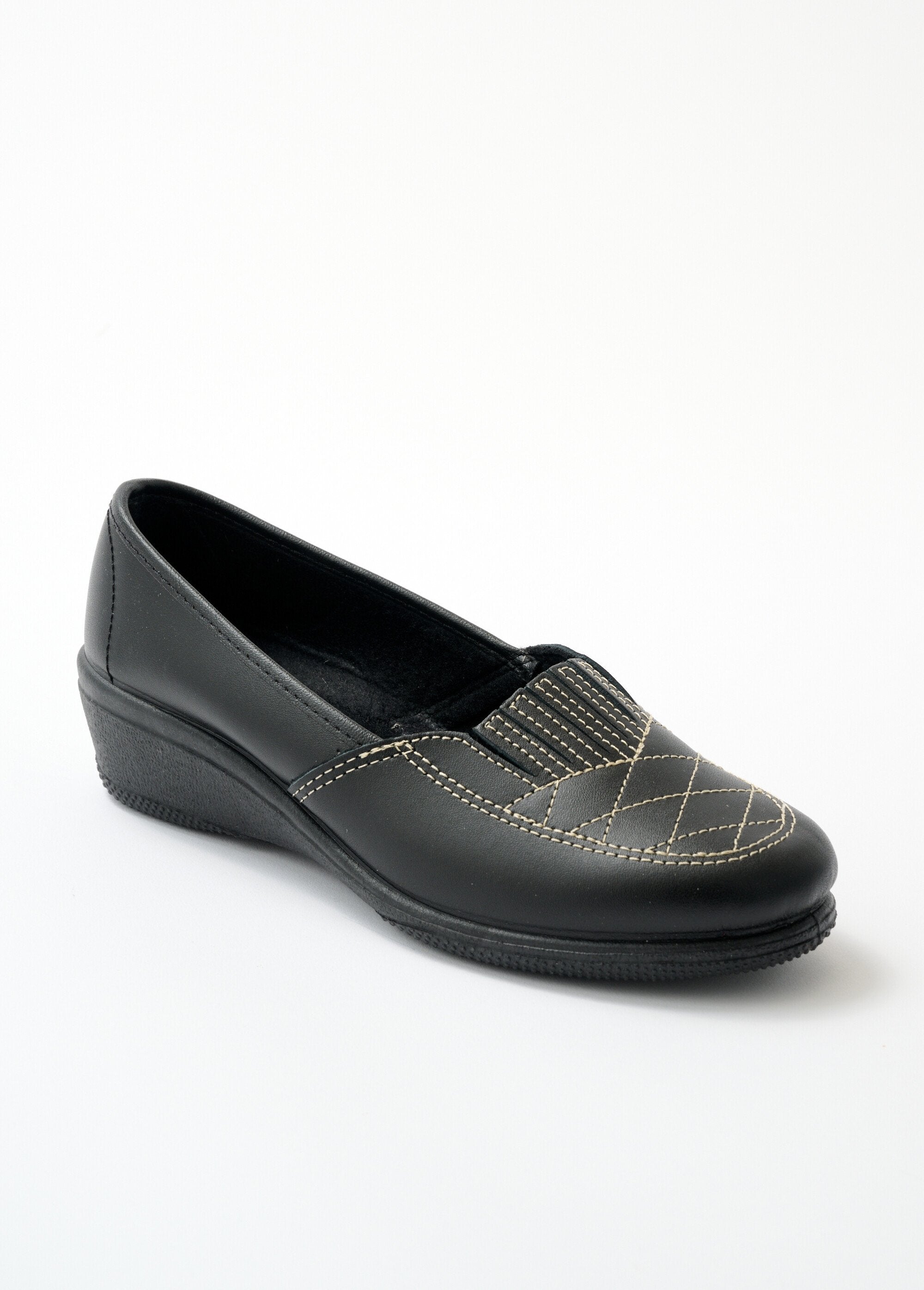 Elasticated_comfort_width_leather_moccasins_Black_FA1_slim