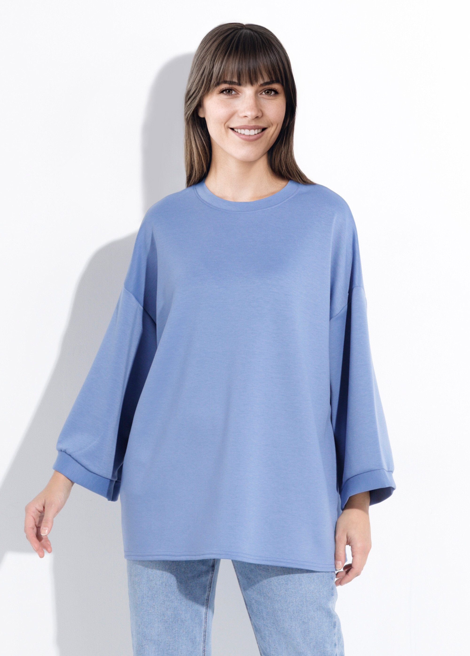 Wide_round_neck_sweatshirt,_3/4_sleeves_Blue_jeans_FA1_slim