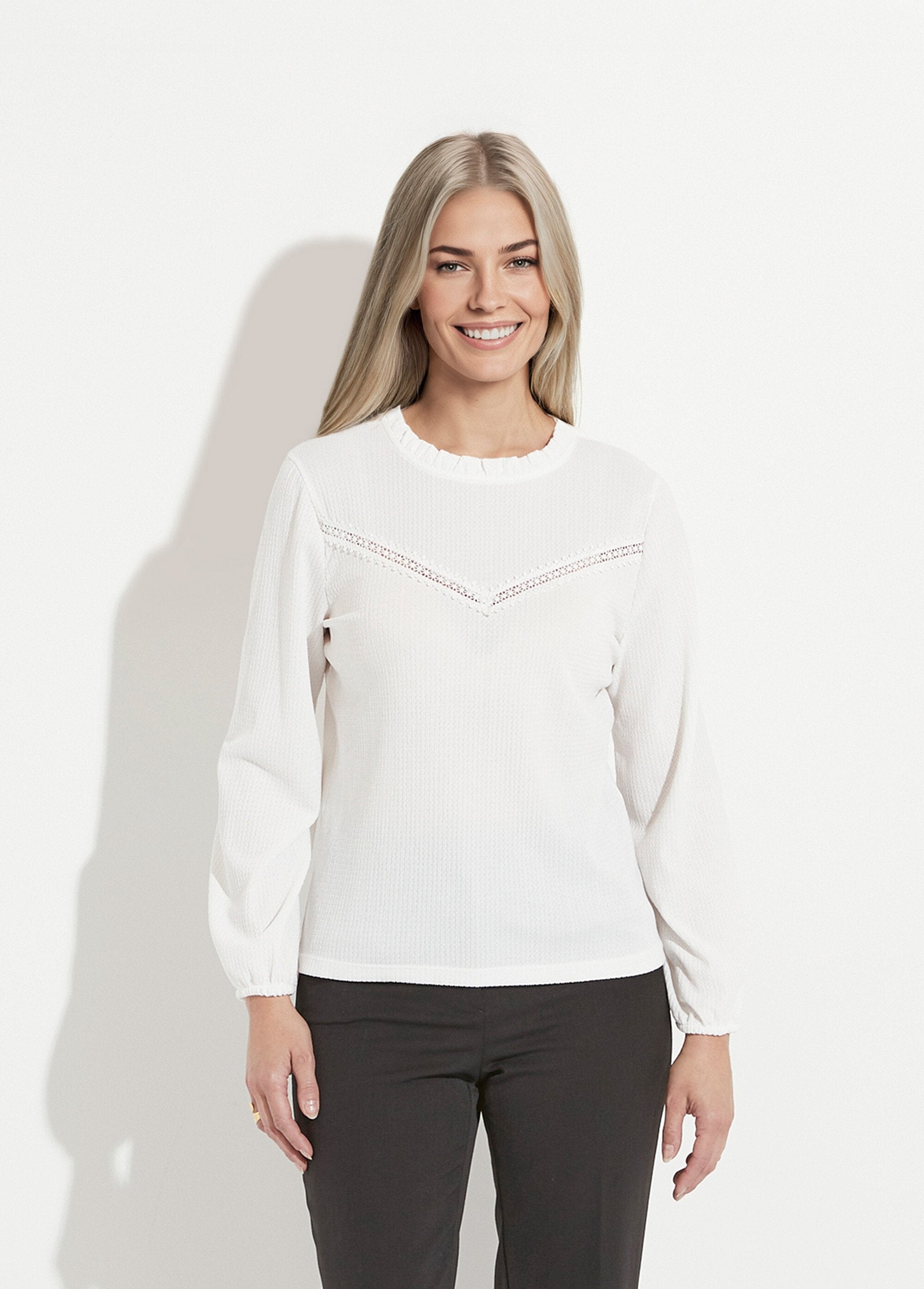 White_T-shirt_with_ruffled_collar_and_waffle_knit_White_FA1_slim