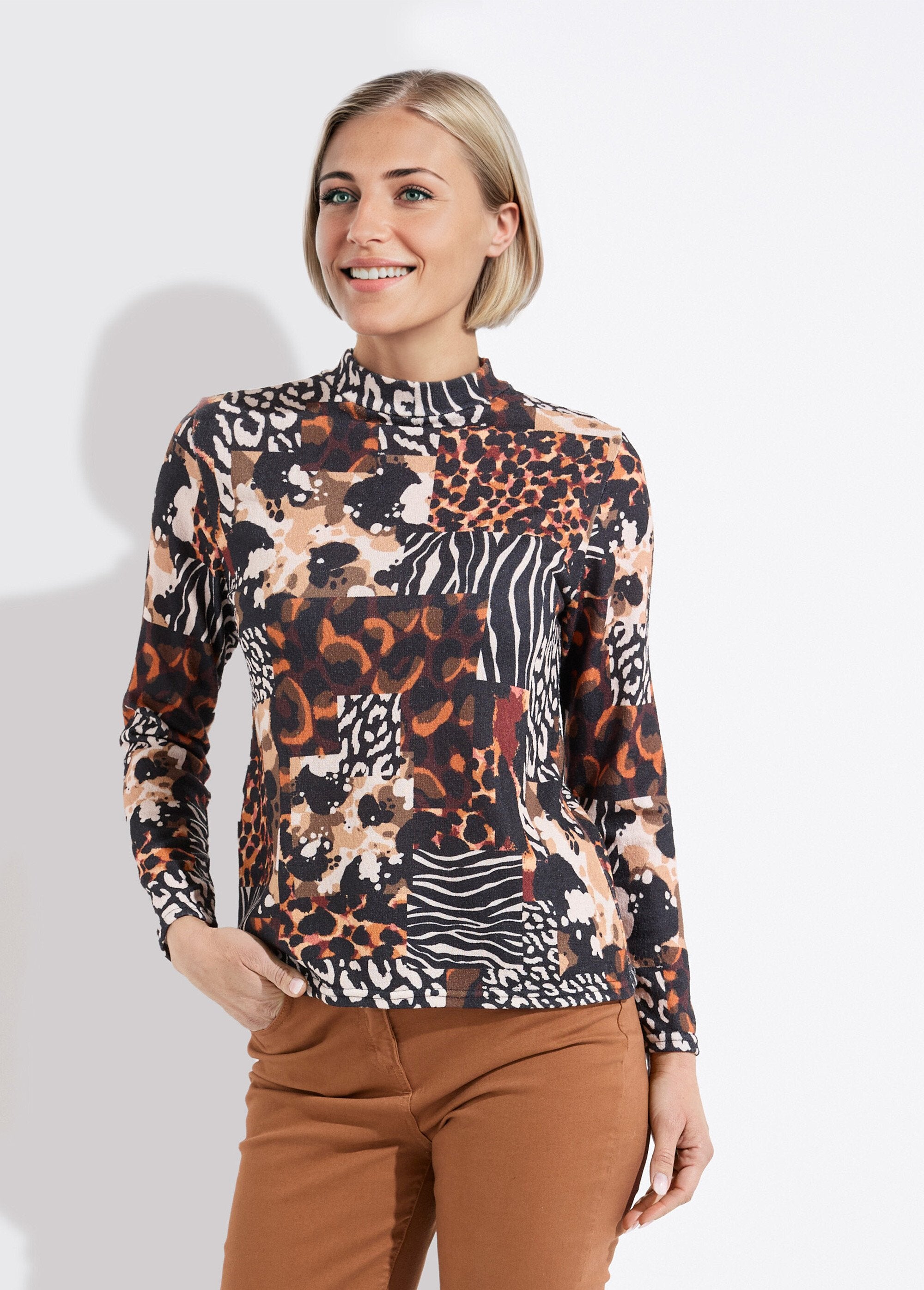 Warm_knit_animal_pattern_high_neck_T-shirt_Black_and_orange_FA1_slim