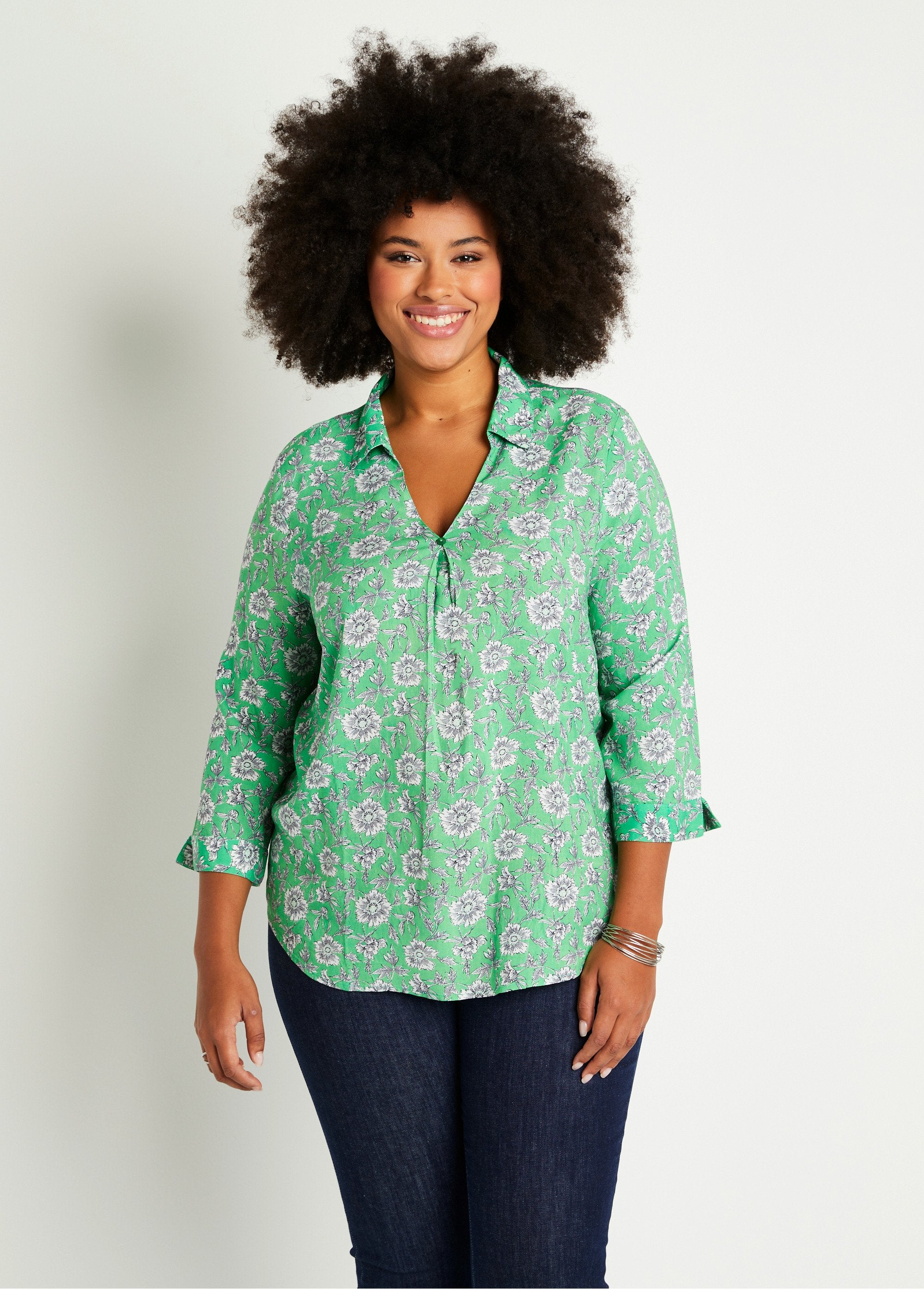 Long_flared_floral_tunic_Green_and_white_FA1_curvy