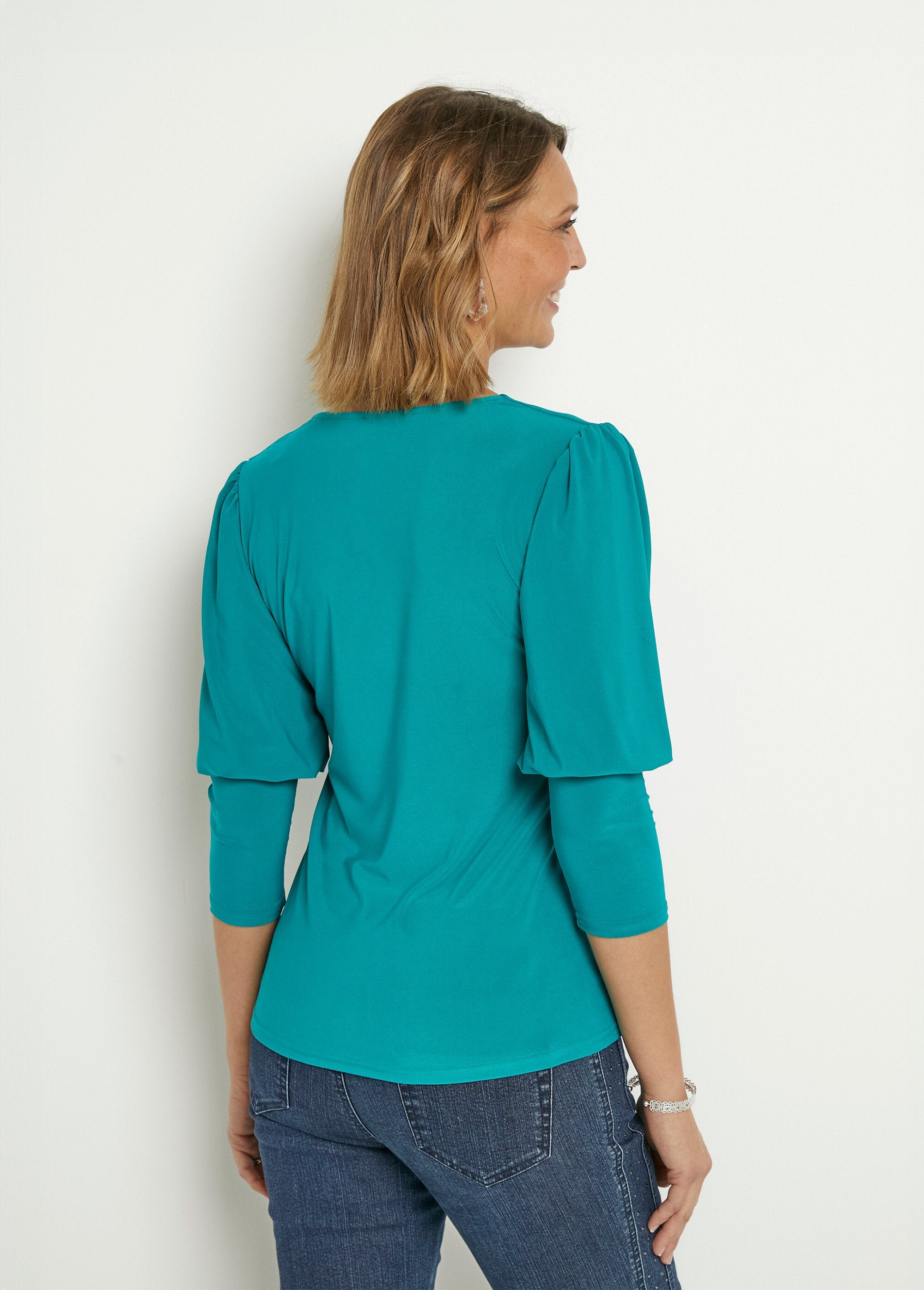 Stretch_tunic_with_square_neckline_and_3/4_sleeves_Emerald_green_DO1_slim