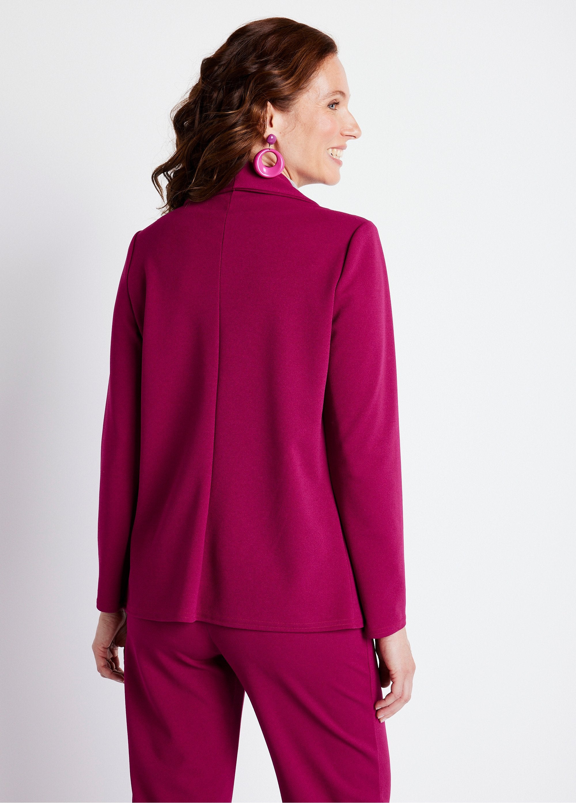 Fluid_knit_shawl_collar_jacket_Raspberry_DO1_slim