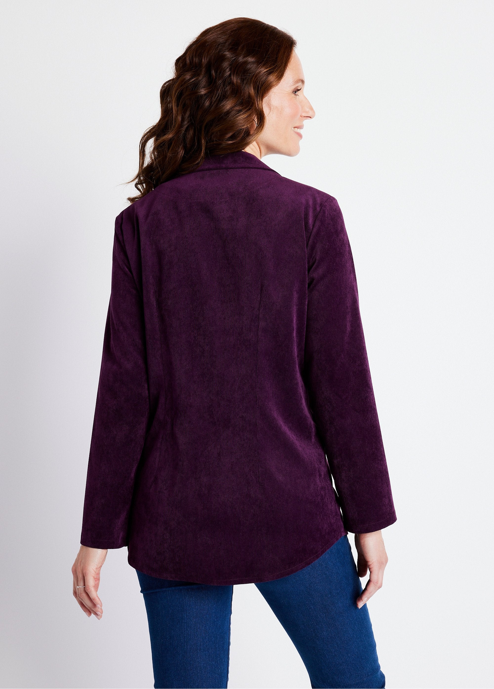 Milleraies_velvet_overshirt_jacket_with_tailored_collar_Plum_DO1_slim