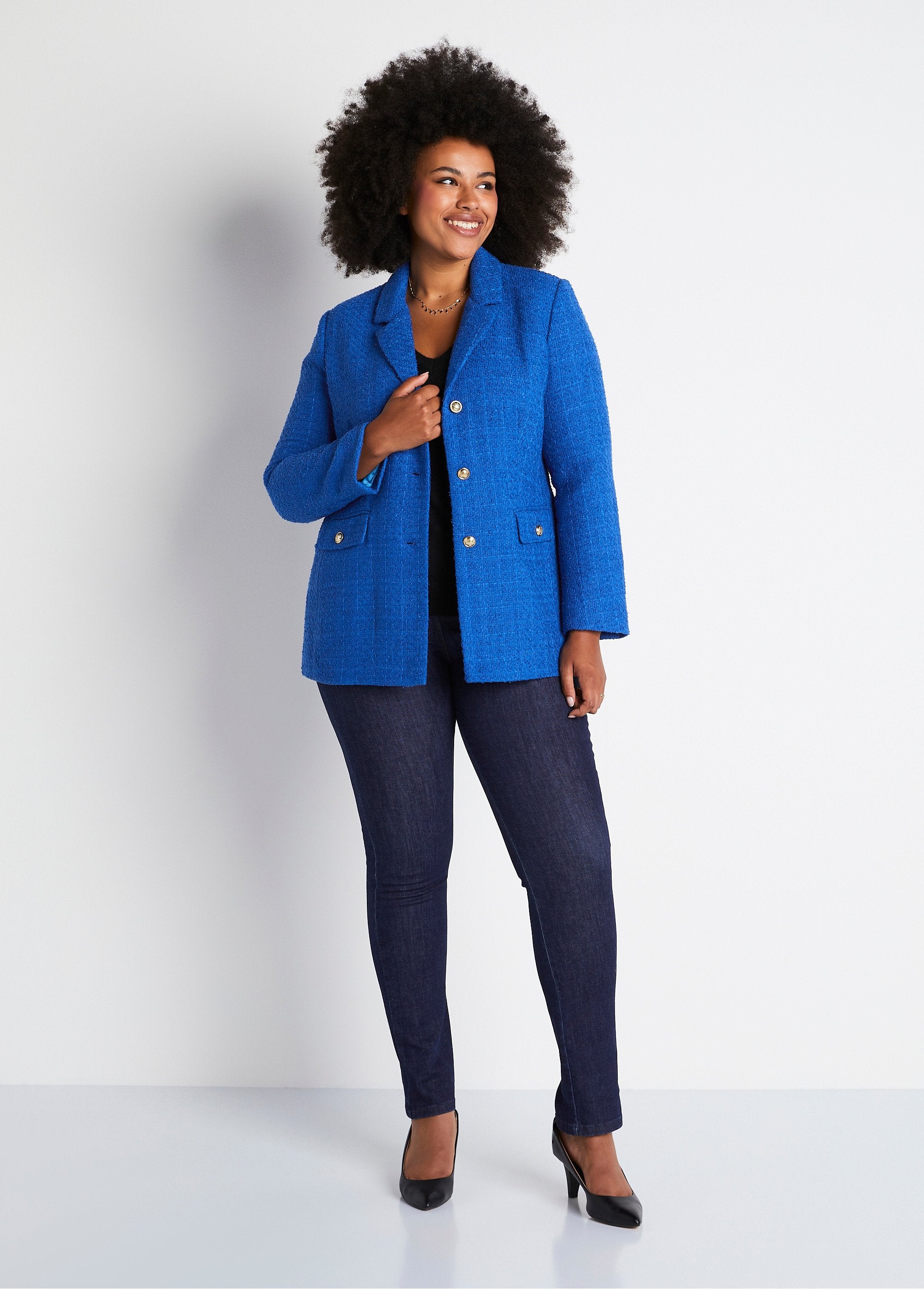 Straight_buttoned_jacket_in_basket_weave_fabric_with_tailored_collar_Hard_blue_SF1_curvy